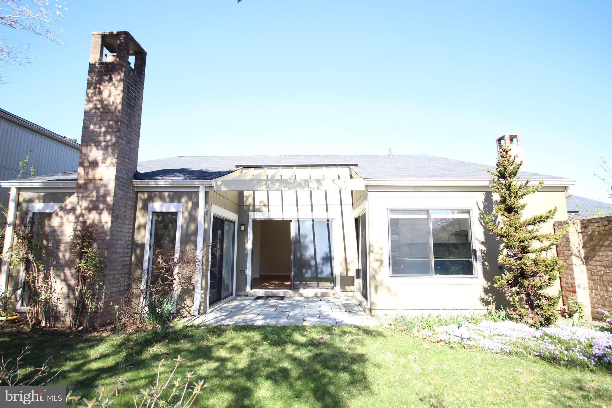 COURTS OF WHETSTONE - Residential