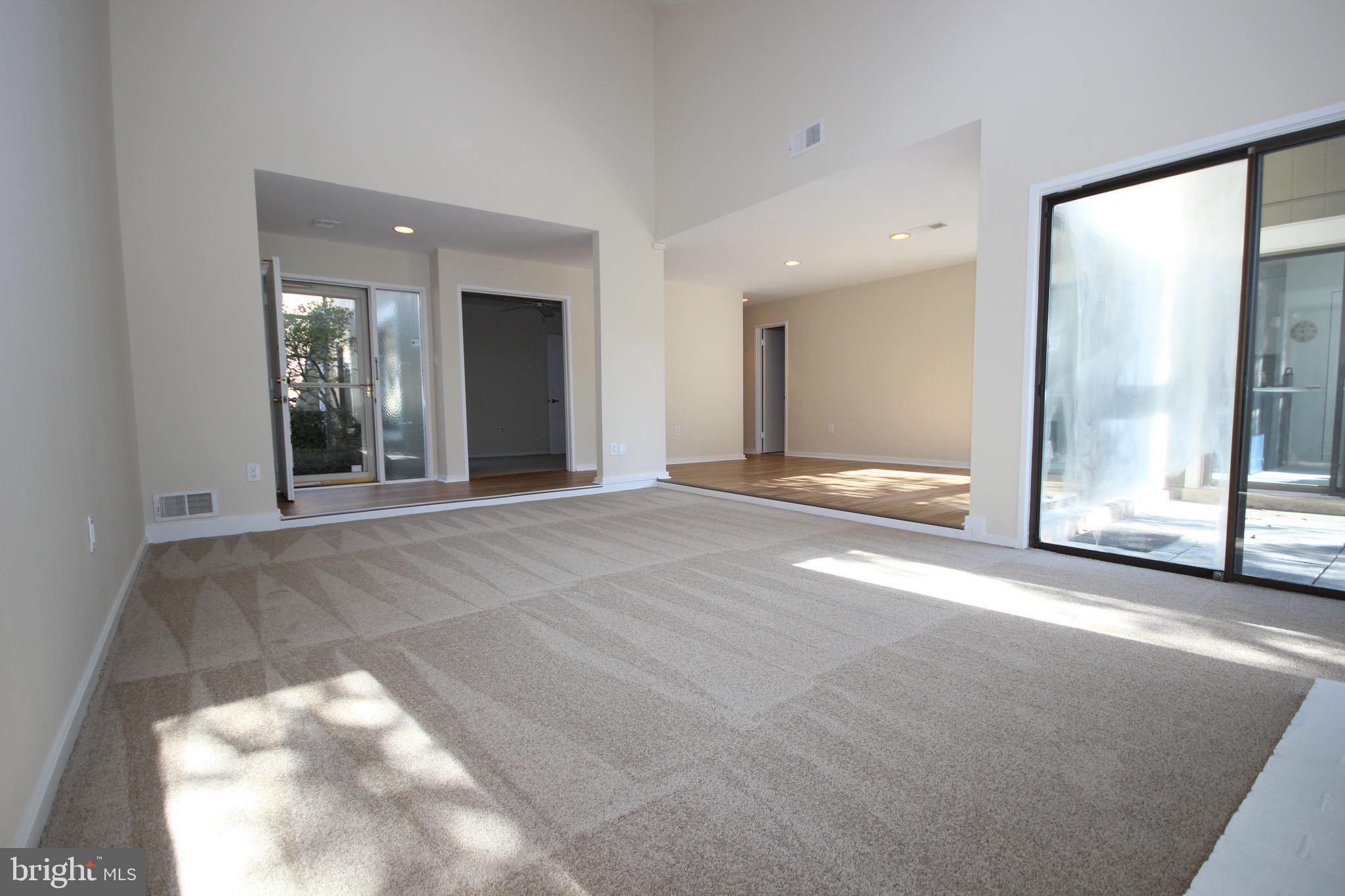 COURTS OF WHETSTONE - Residential