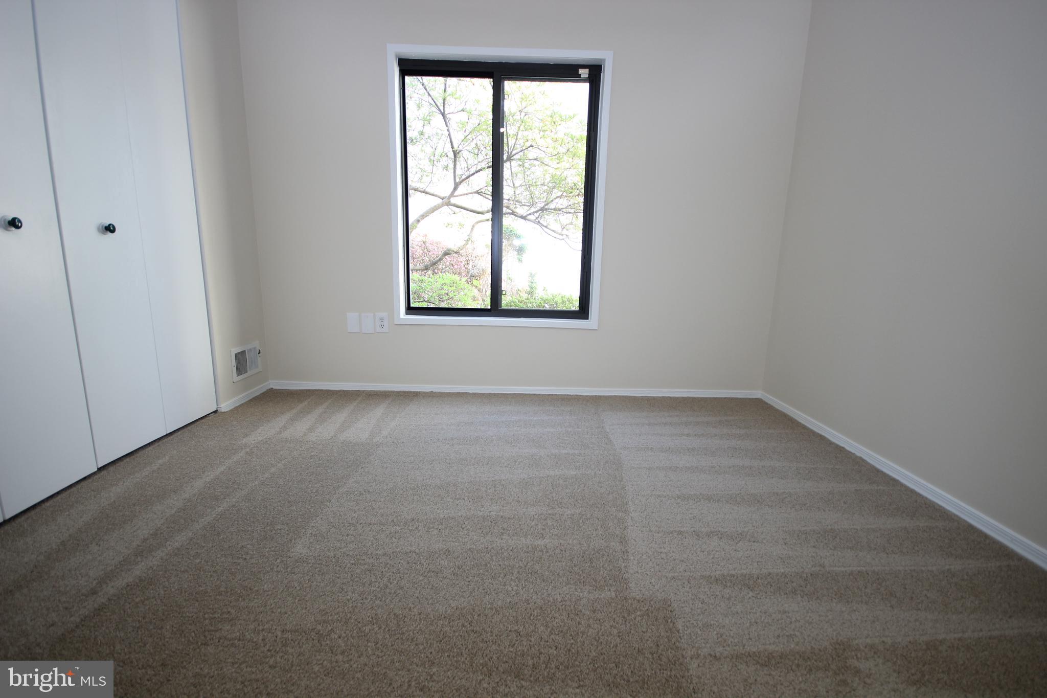 COURTS OF WHETSTONE - Residential