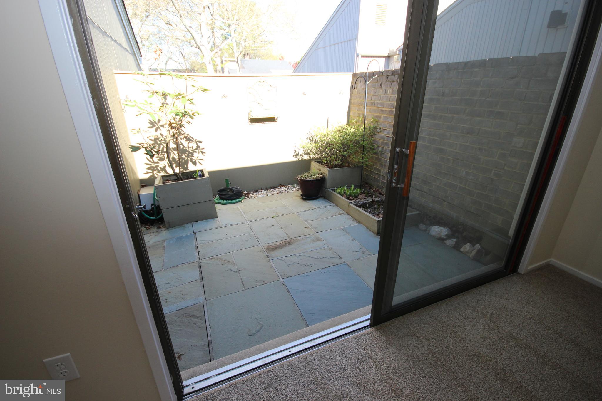 COURTS OF WHETSTONE - Residential