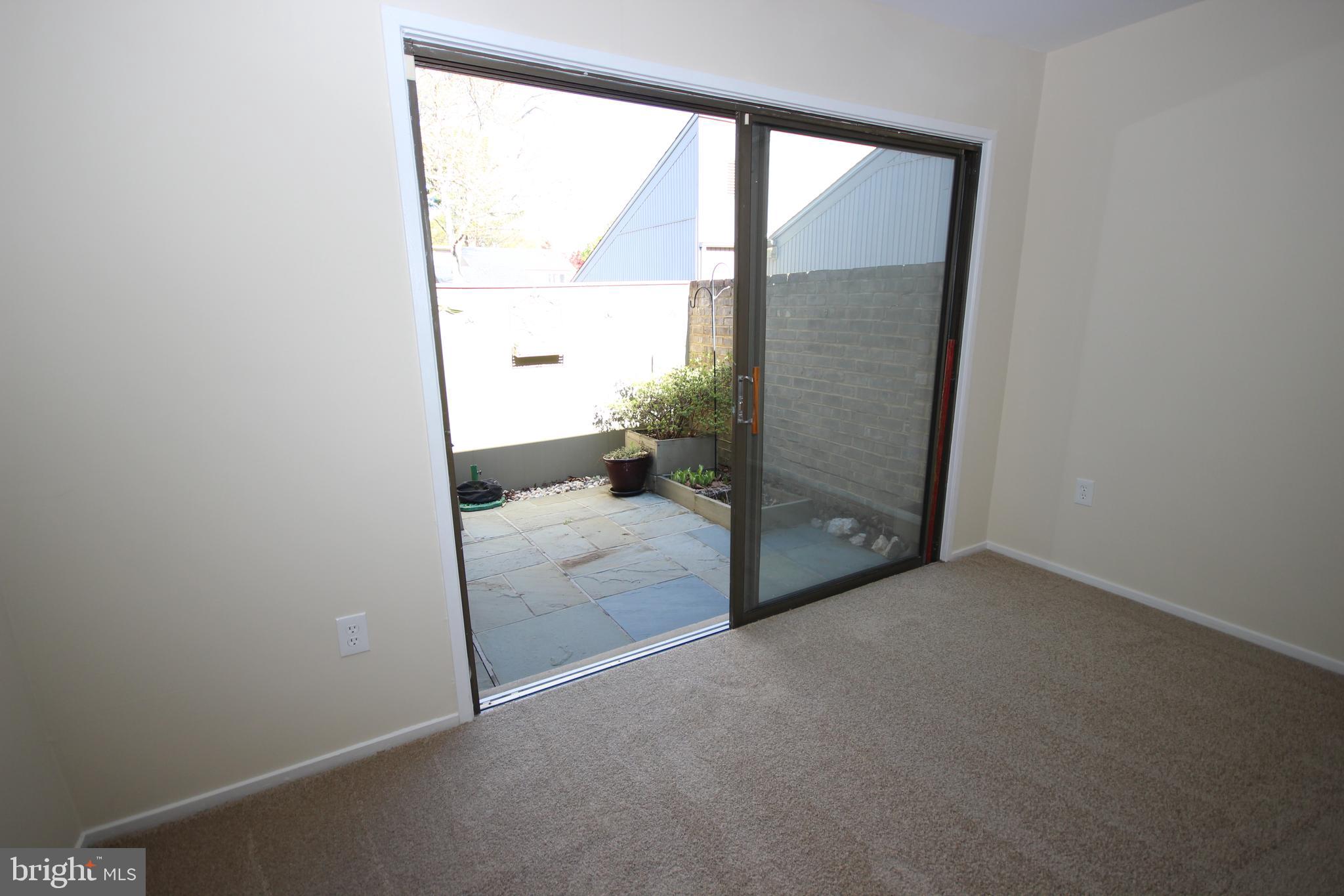 COURTS OF WHETSTONE - Residential