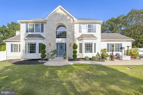 741 Spruce Hill Drive, Toms River, NJ MLS: NJOC2037748