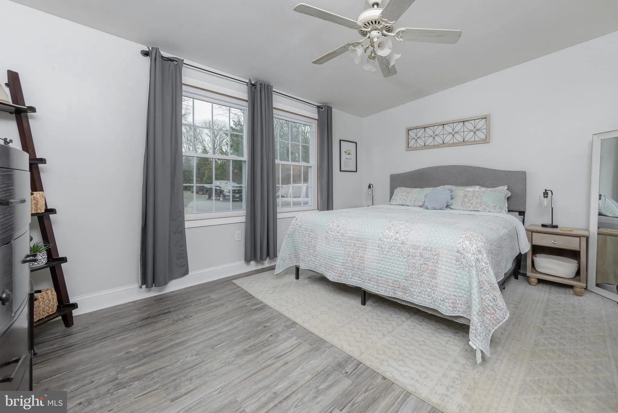 Glassboro, New Jersey 08028, United States, 4 Bedrooms Bedrooms, ,2 BathroomsBathrooms,Residential,Pending,6984