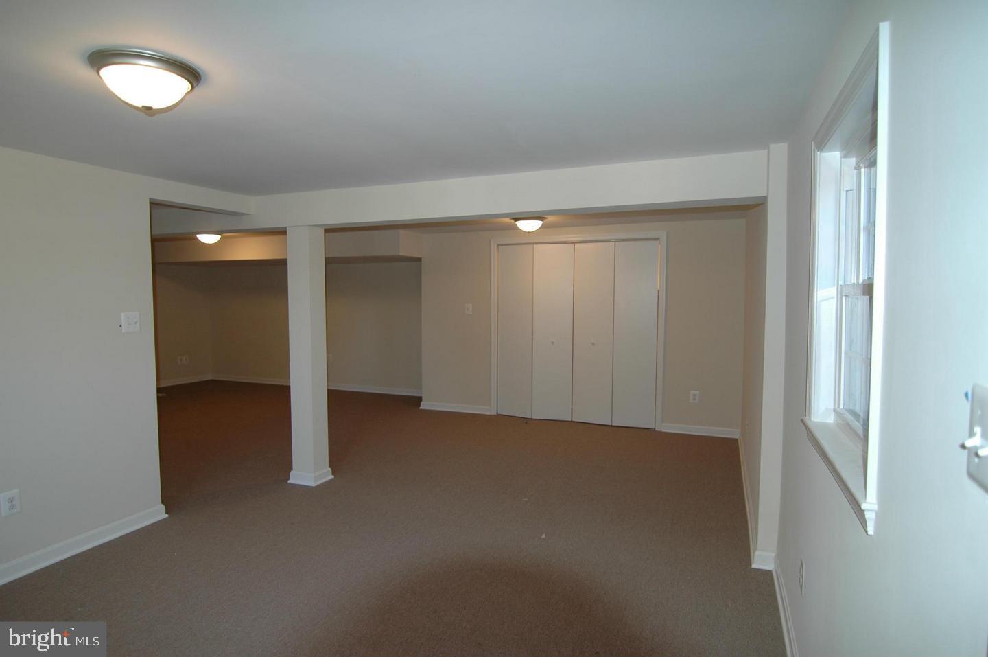 ROSE HILL FARMS - Residential Lease