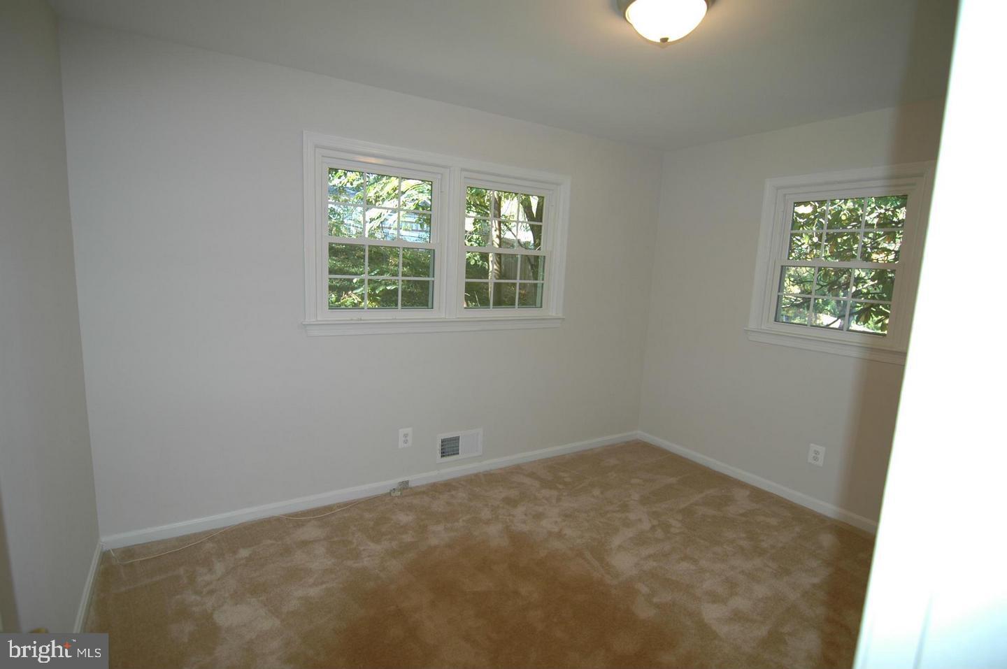 ROSE HILL FARMS - Residential Lease