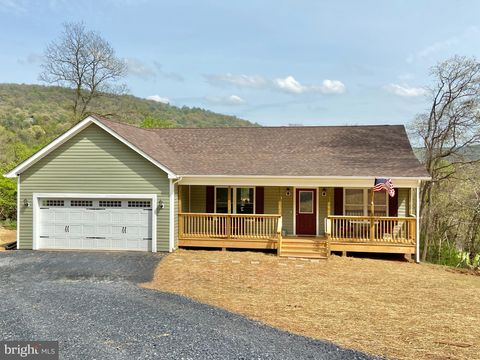 Homes For Sale - 1249 High Top Road<br/> Warren County, LINDEN, VA 22642