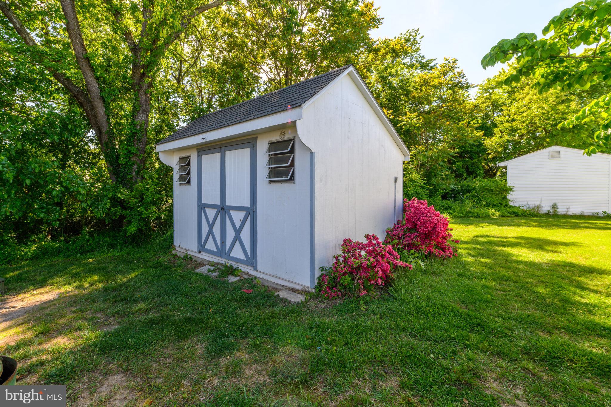 COLONIAL EAST MHP - Residential