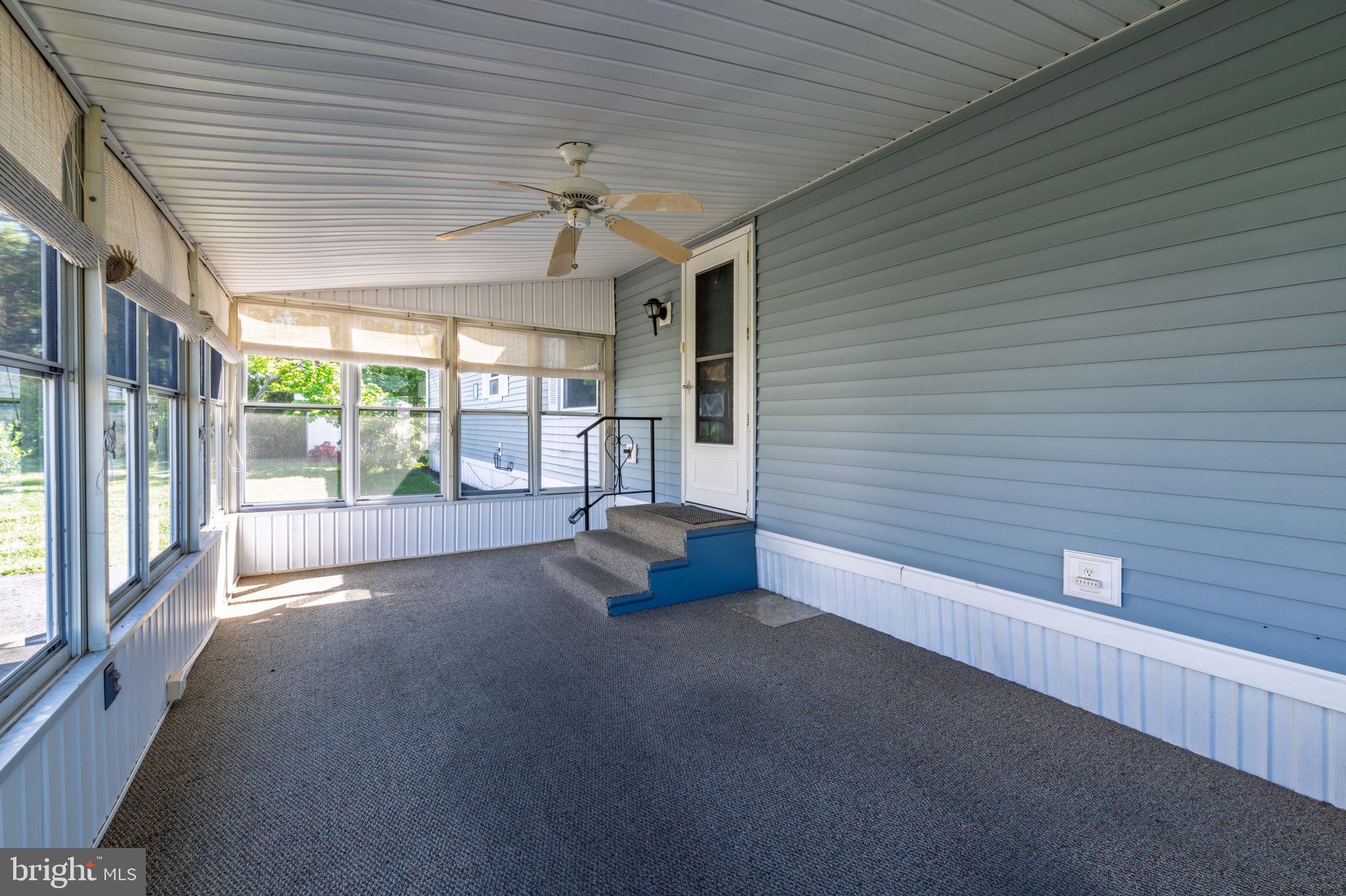 COLONIAL EAST MHP - Residential