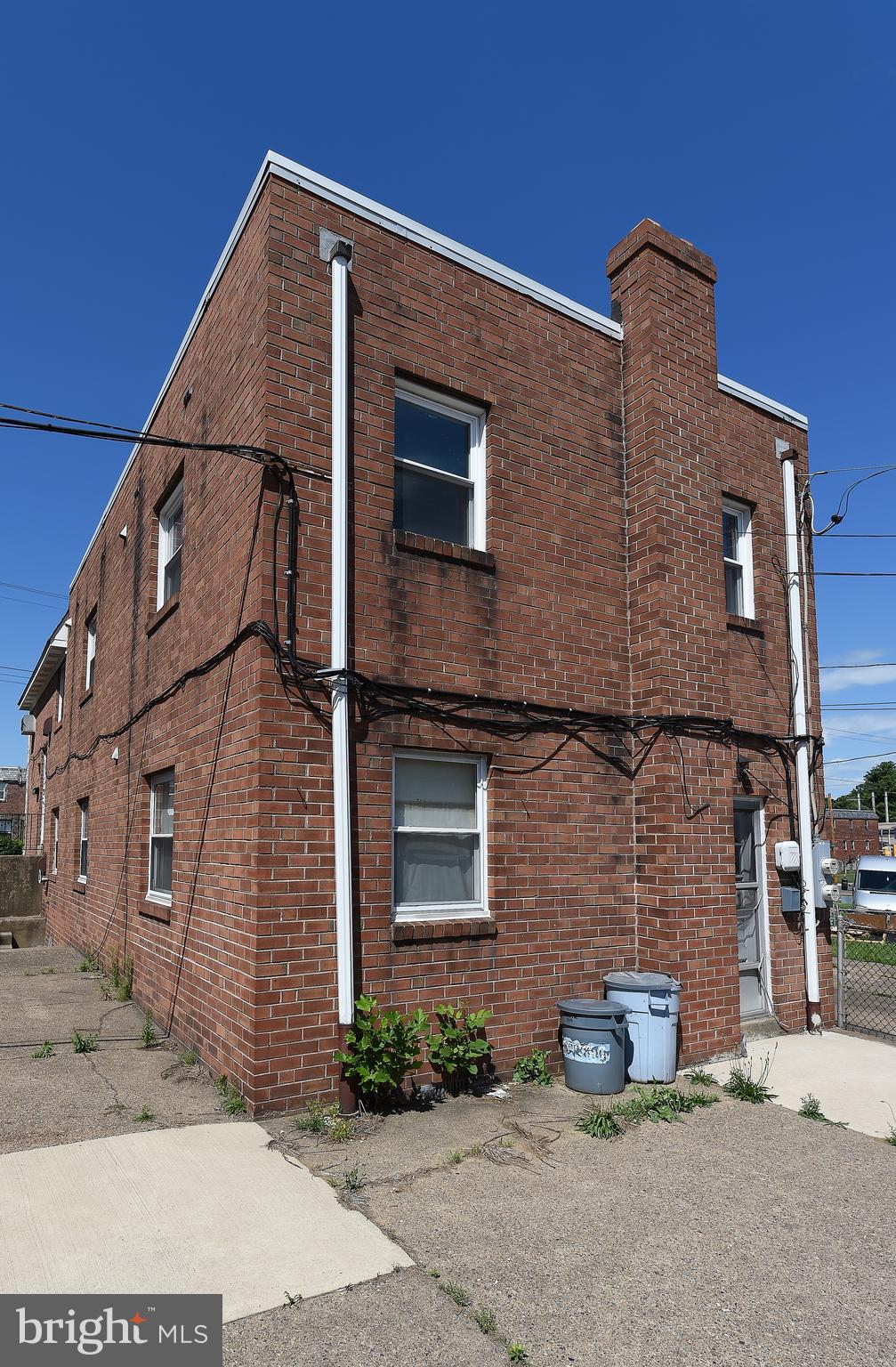 597 ADAMS AVENUE