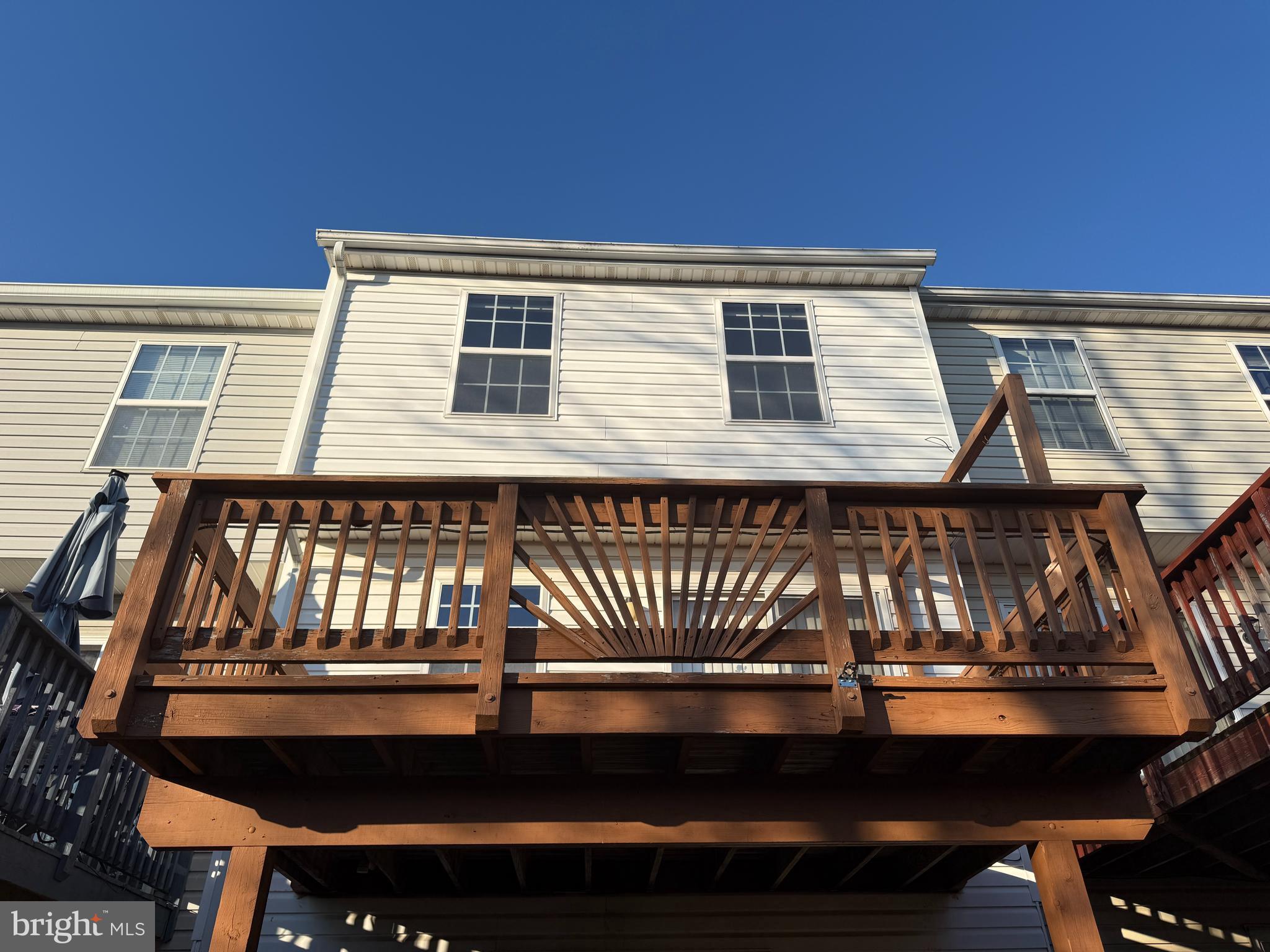 2721 CLAYBROOKE DRIVE