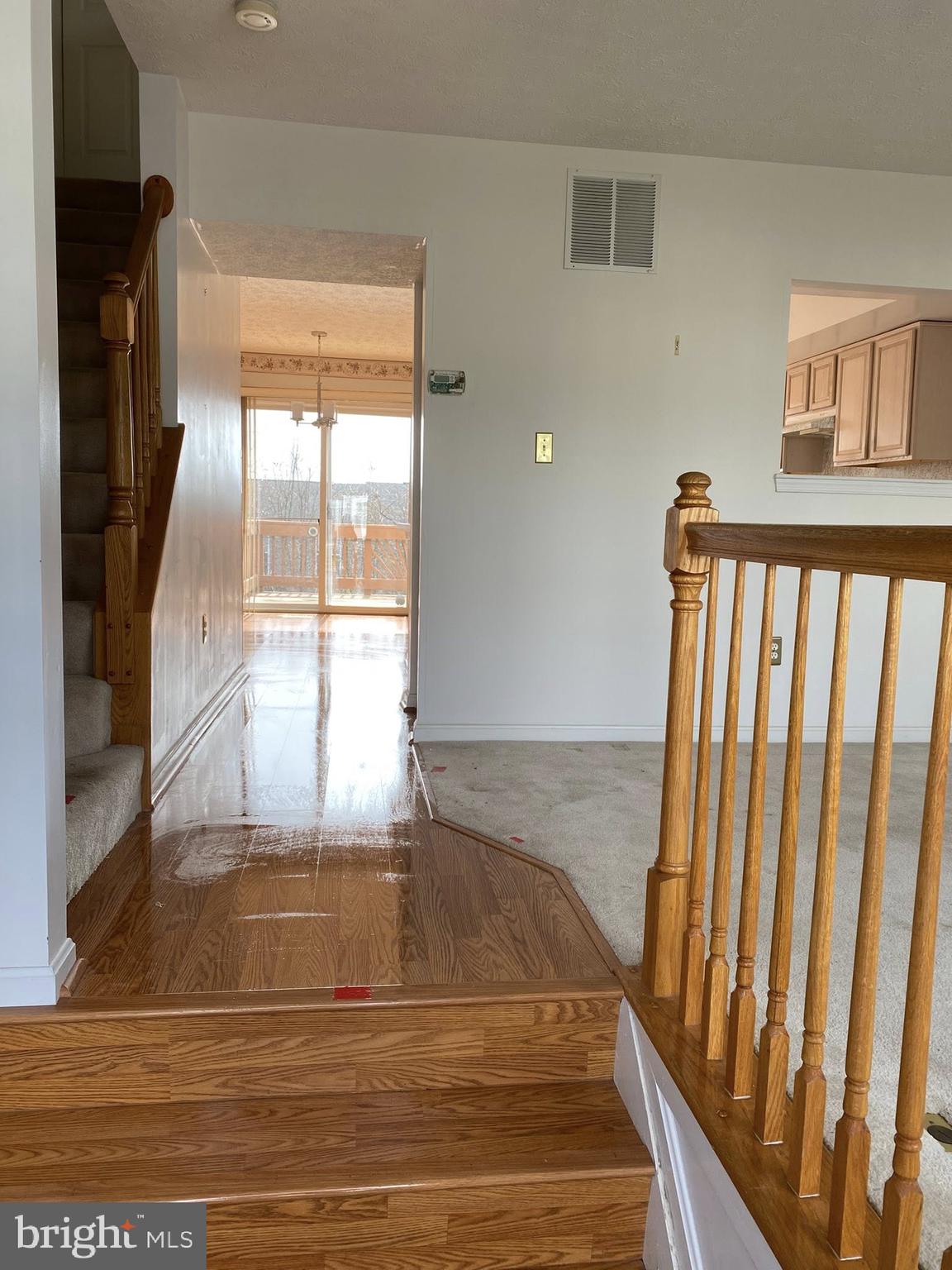 WINDSOR MILL - Residential