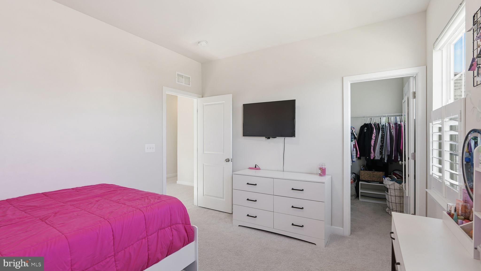 CLEVENGER CORNER VILLAGE - Residential