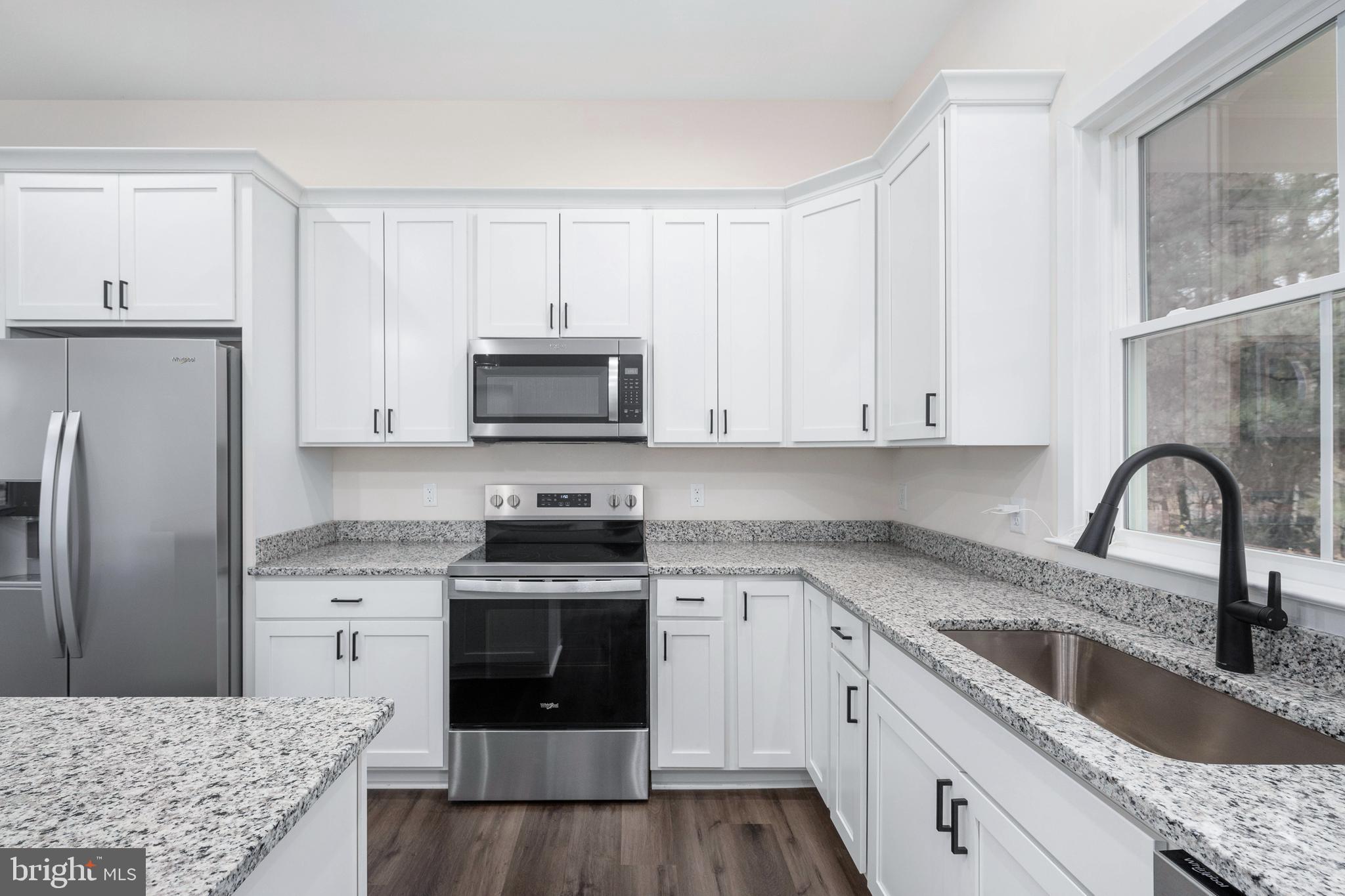 GLEBE HARBOR - Residential