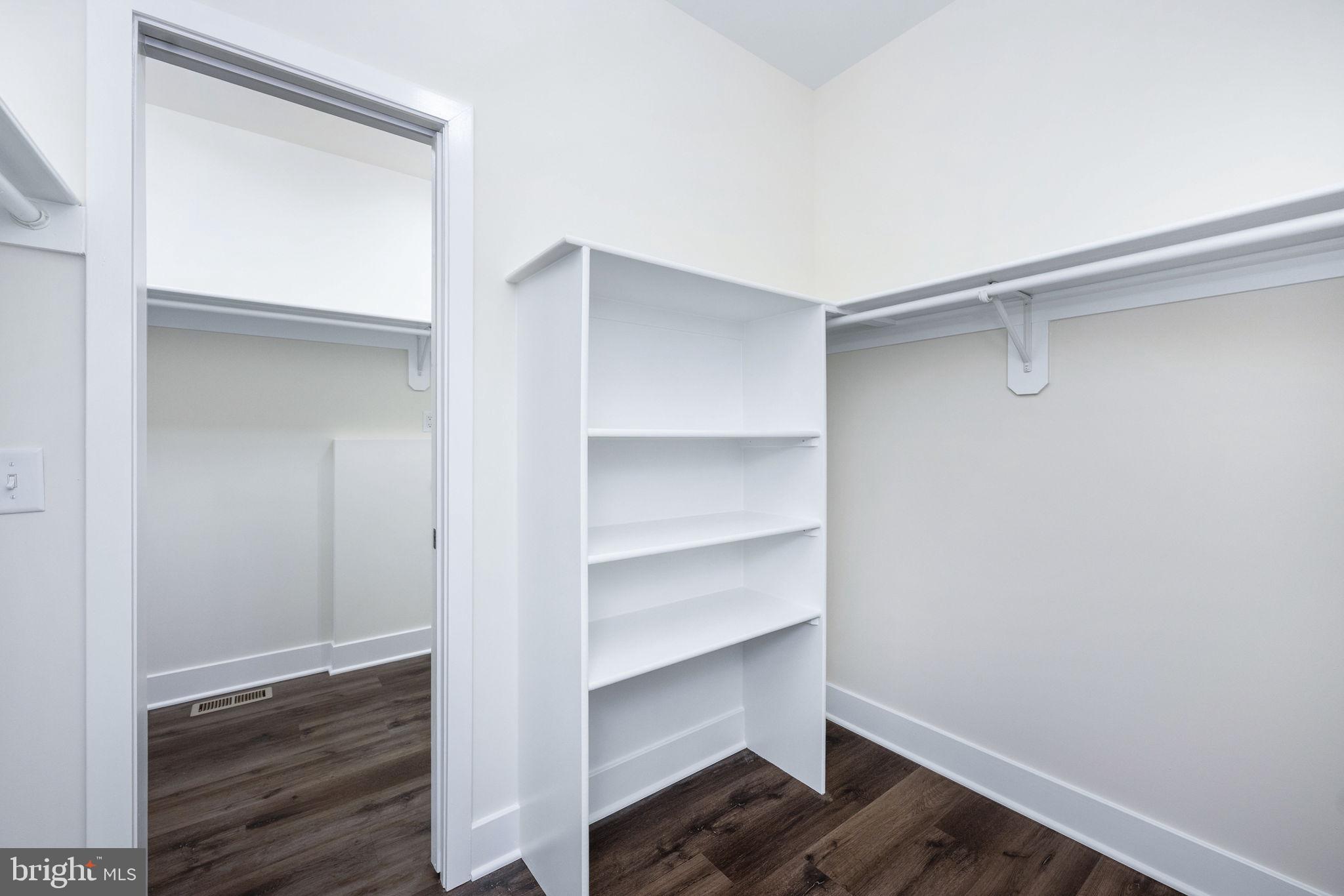 GLEBE HARBOR - Residential