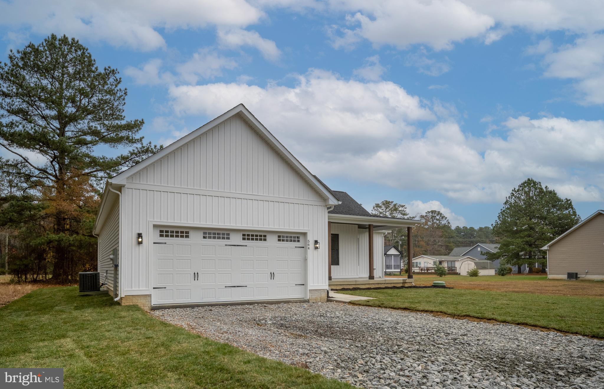 GLEBE HARBOR - Residential