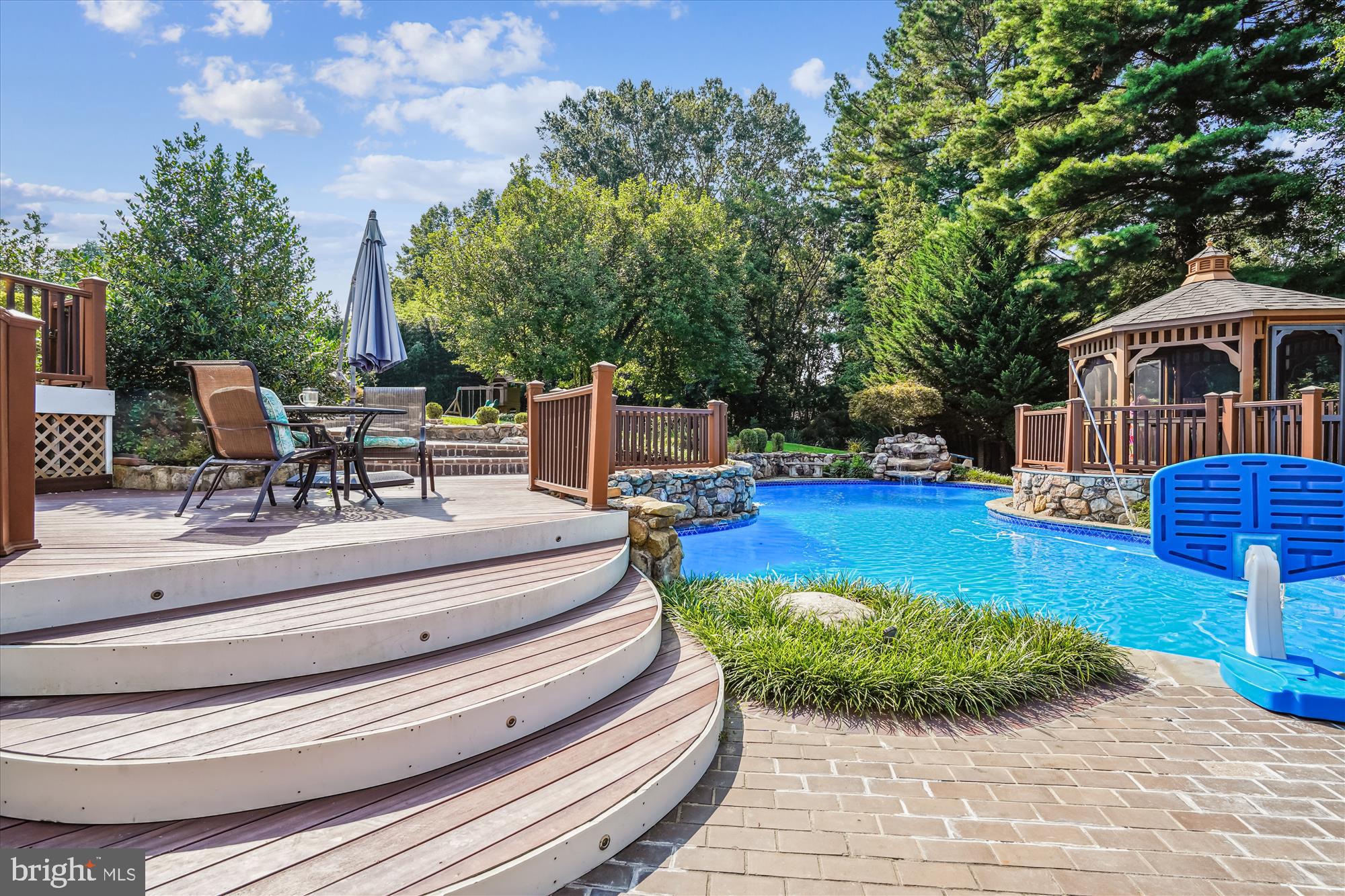 SADDLEBROOK ESTATES - Residential