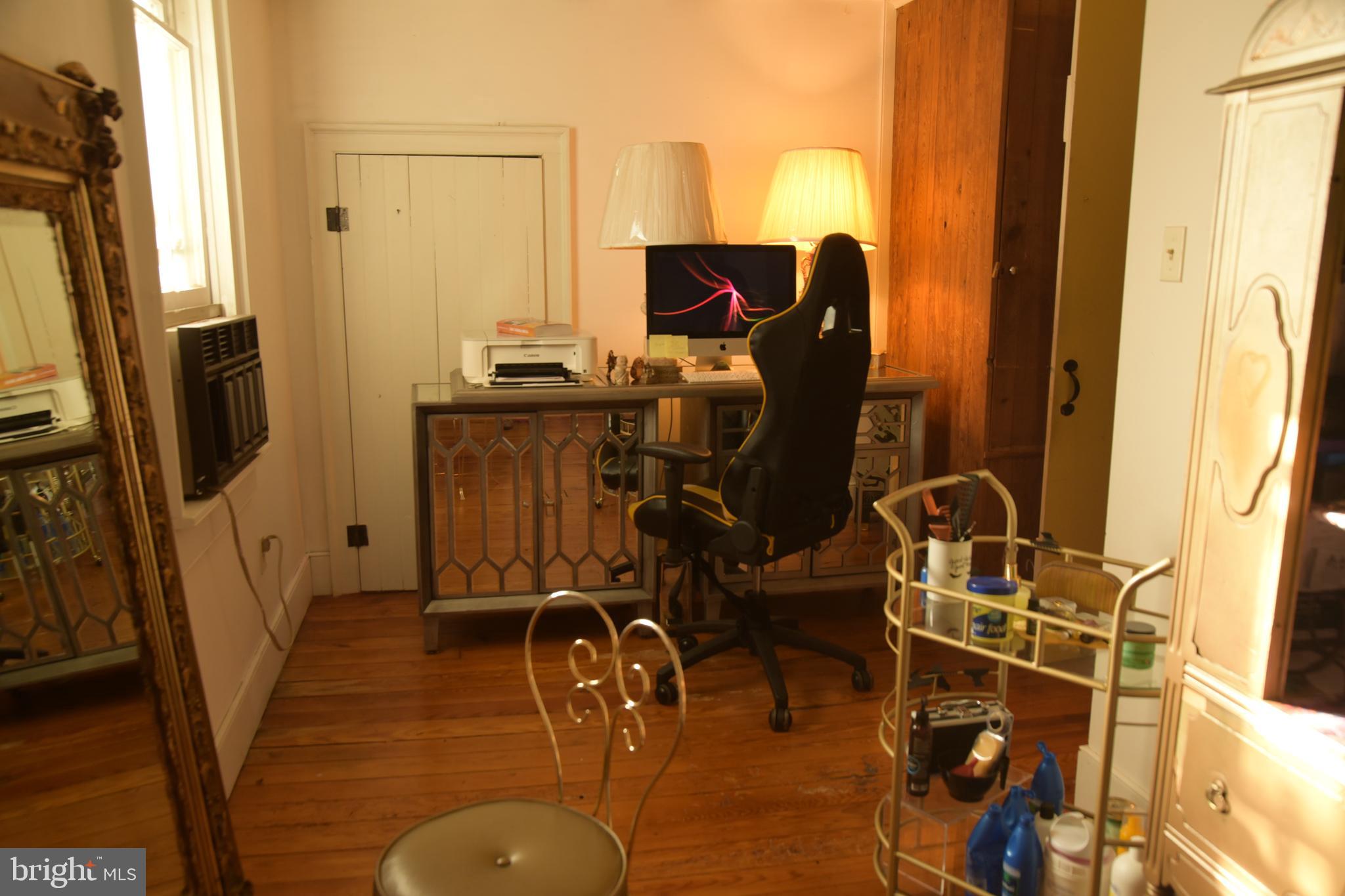 GERRARDSTOWN - Residential