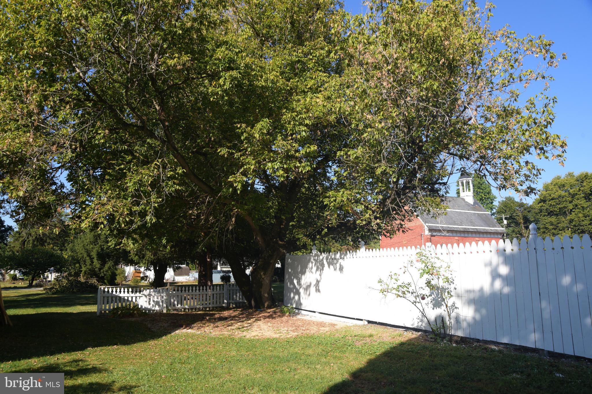 GERRARDSTOWN - Residential