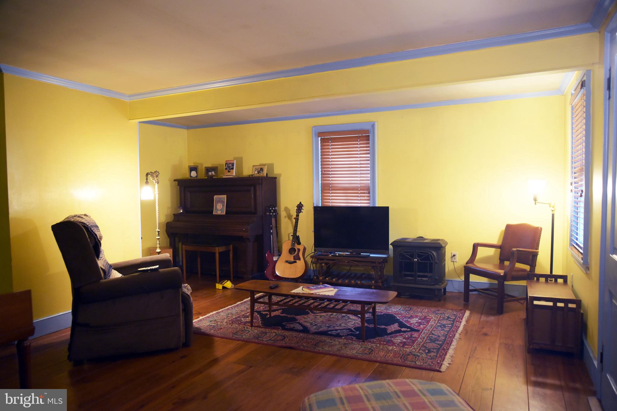 GERRARDSTOWN - Residential