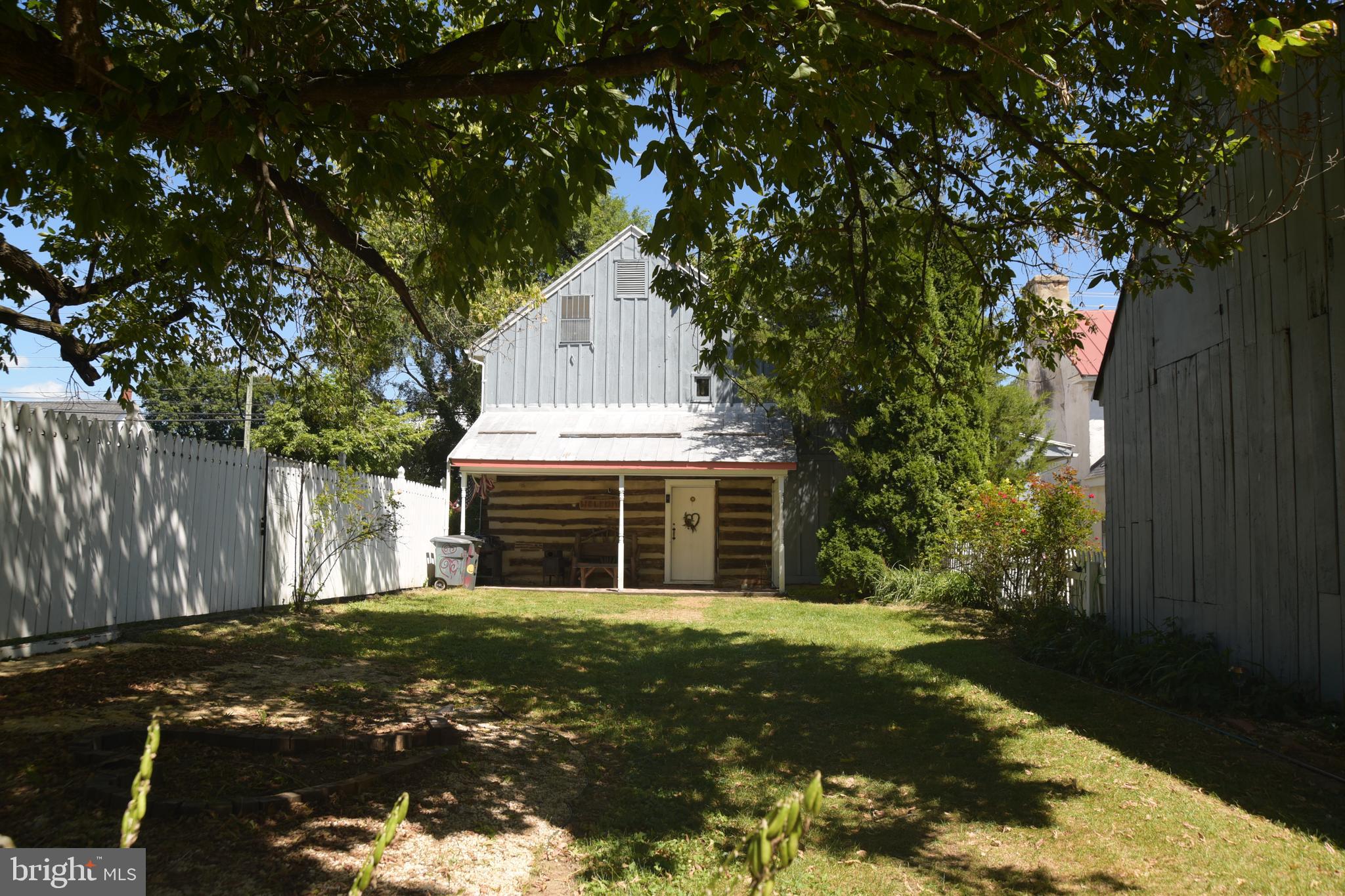 GERRARDSTOWN - Residential