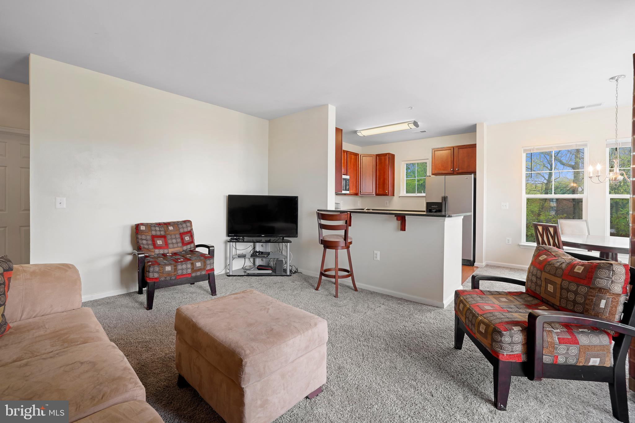 THE ADDISON AT ST PAUL - Residential