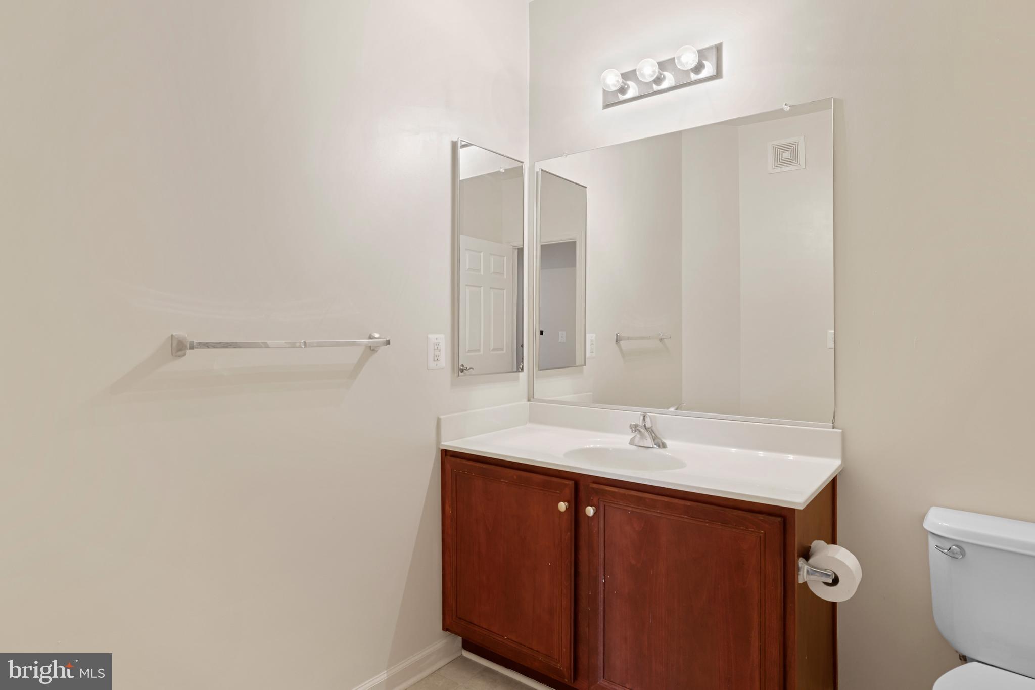 THE ADDISON AT ST PAUL - Residential