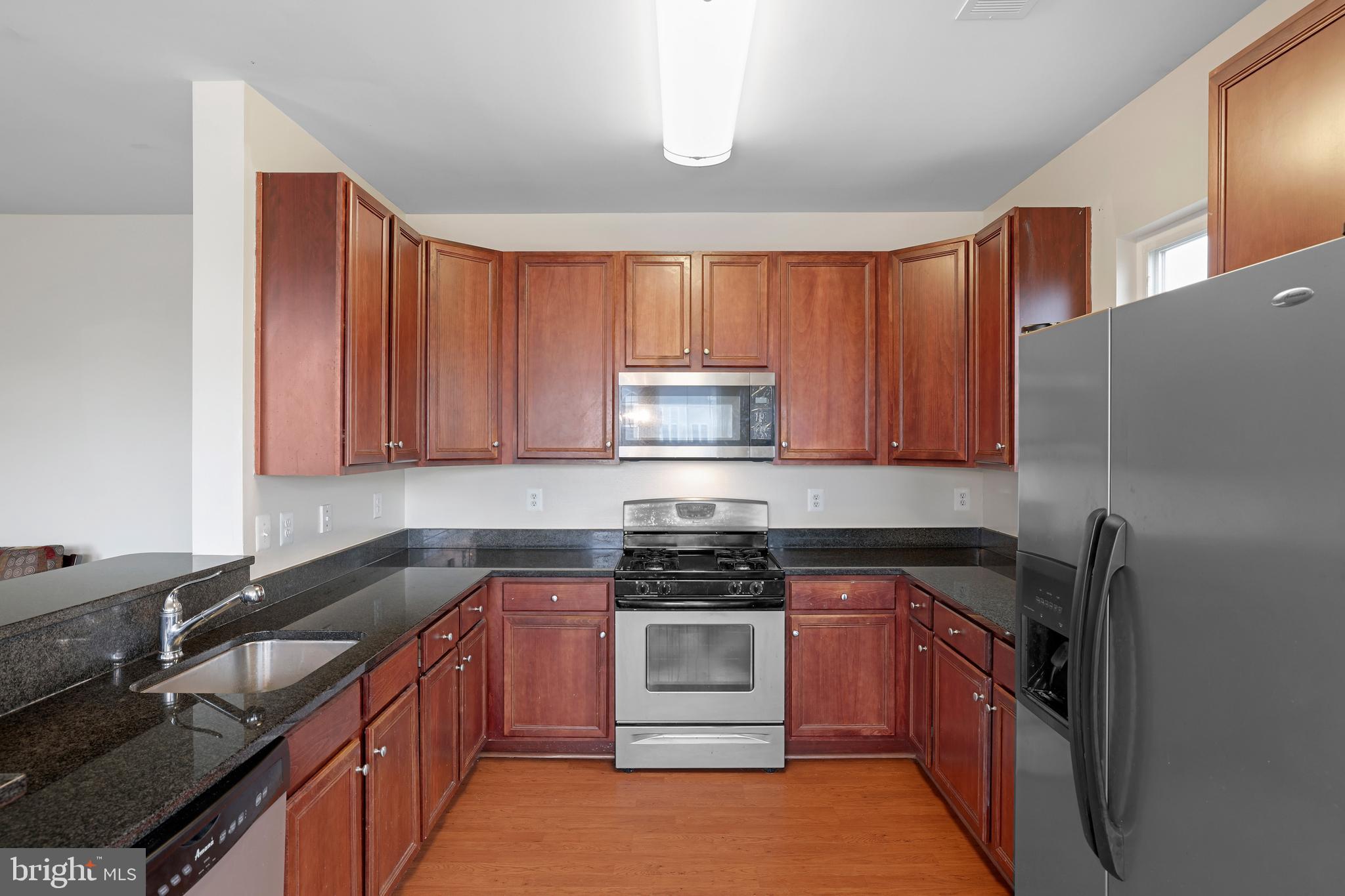 THE ADDISON AT ST PAUL - Residential