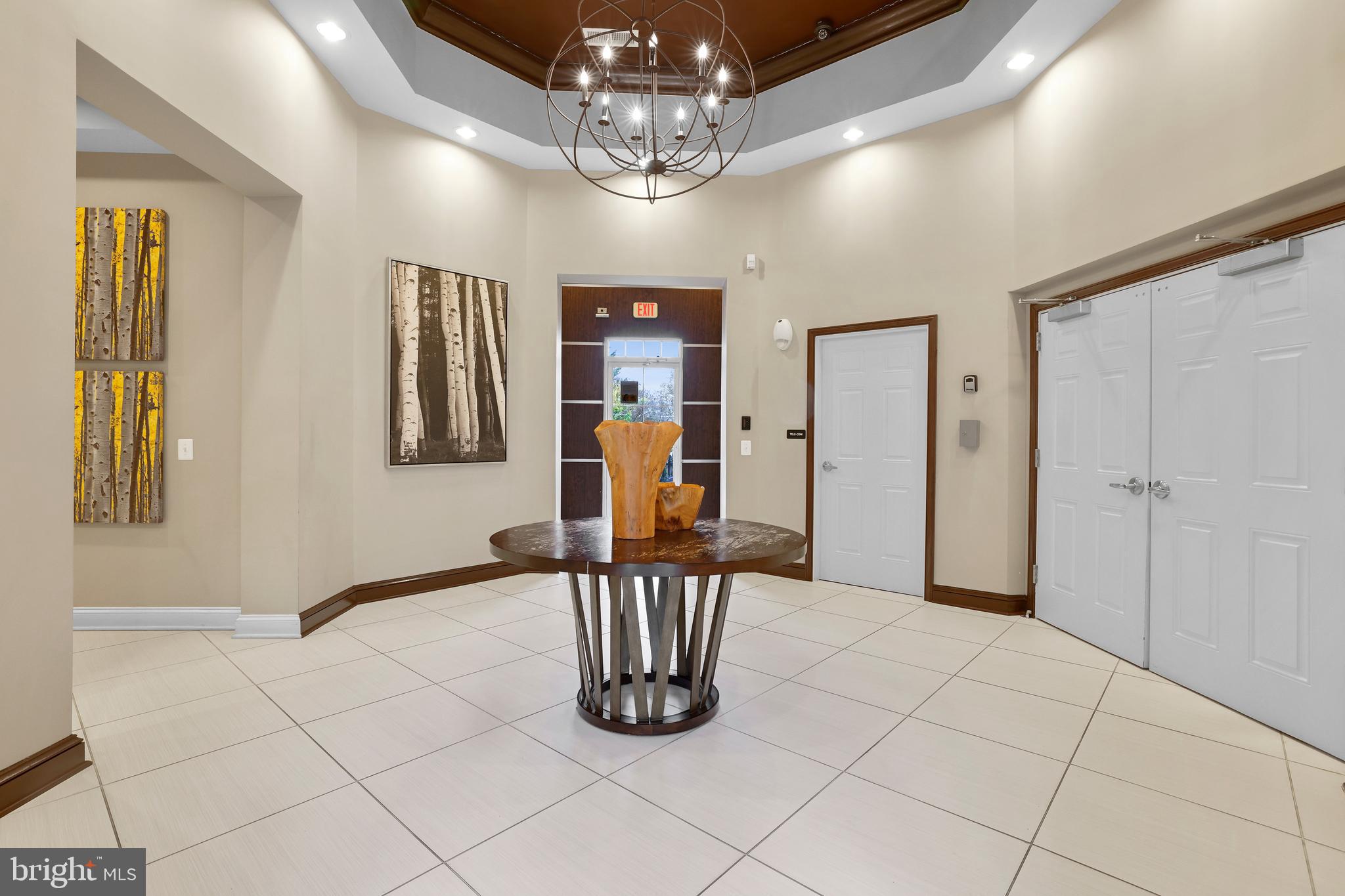 THE ADDISON AT ST PAUL - Residential