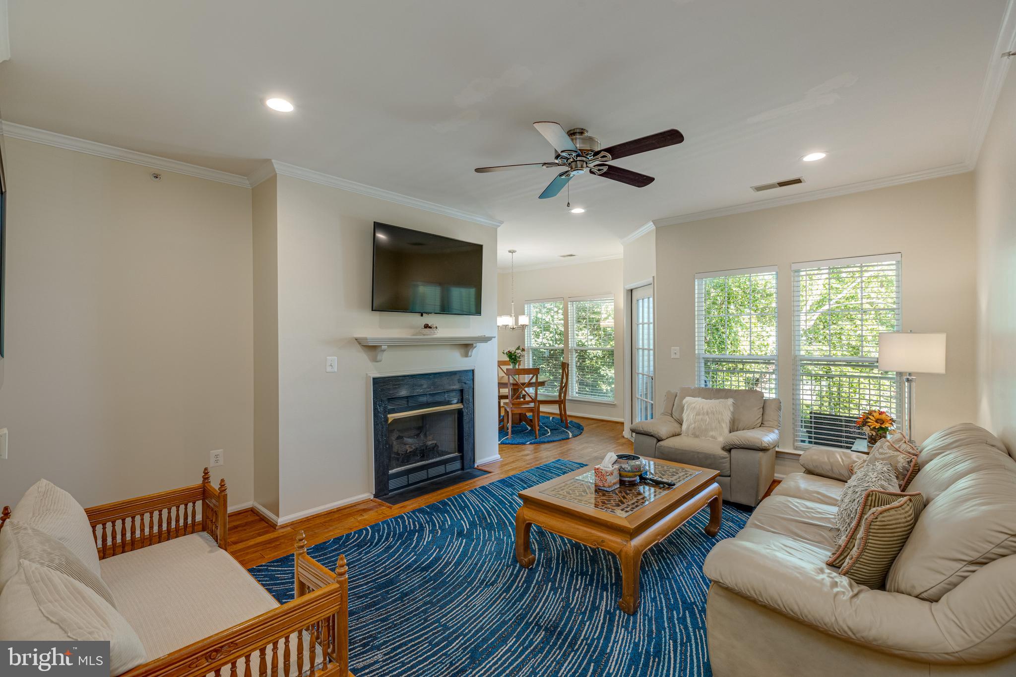 NORTH POINT VILLAS - Residential