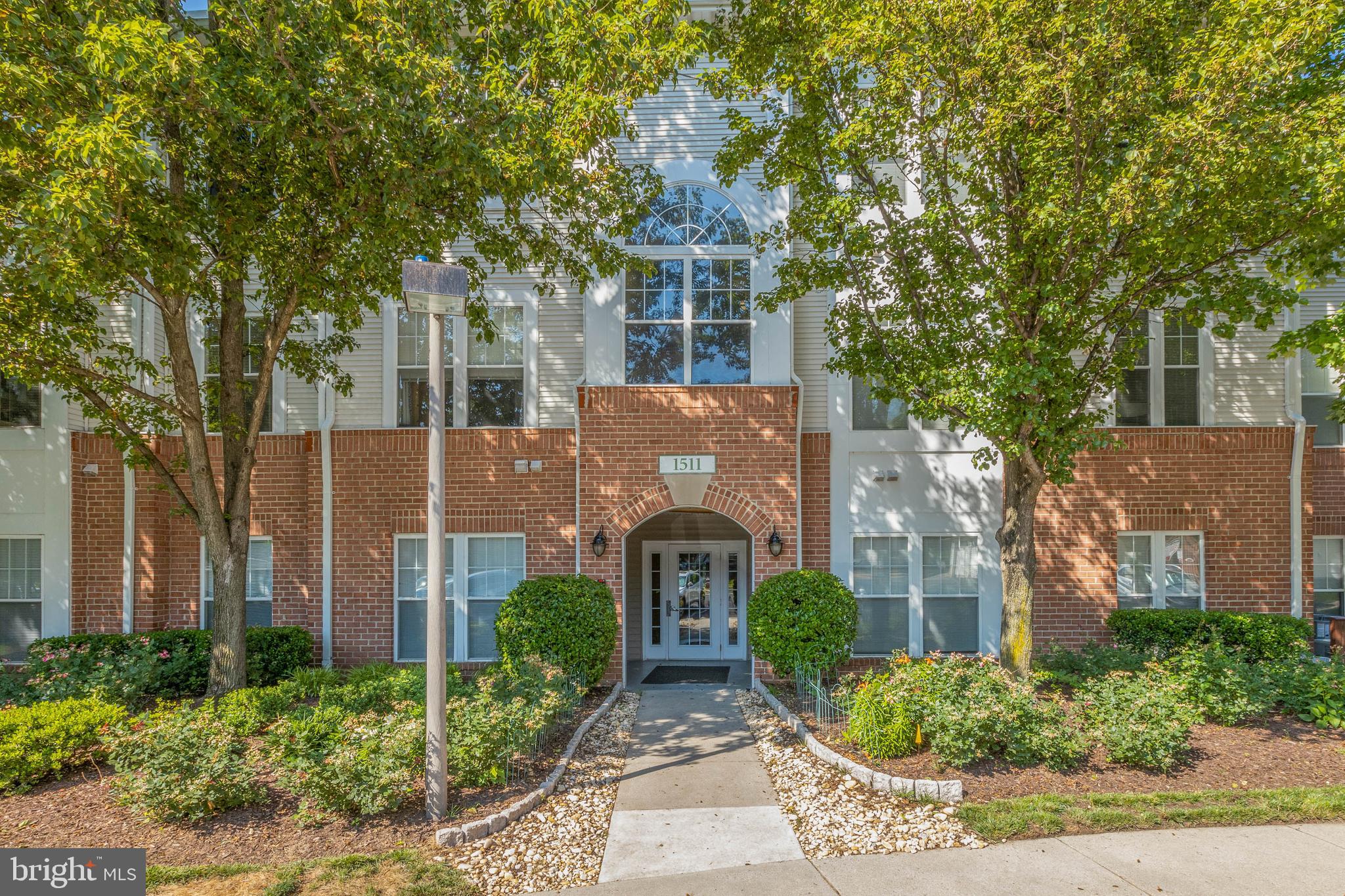 NORTH POINT VILLAS - Residential