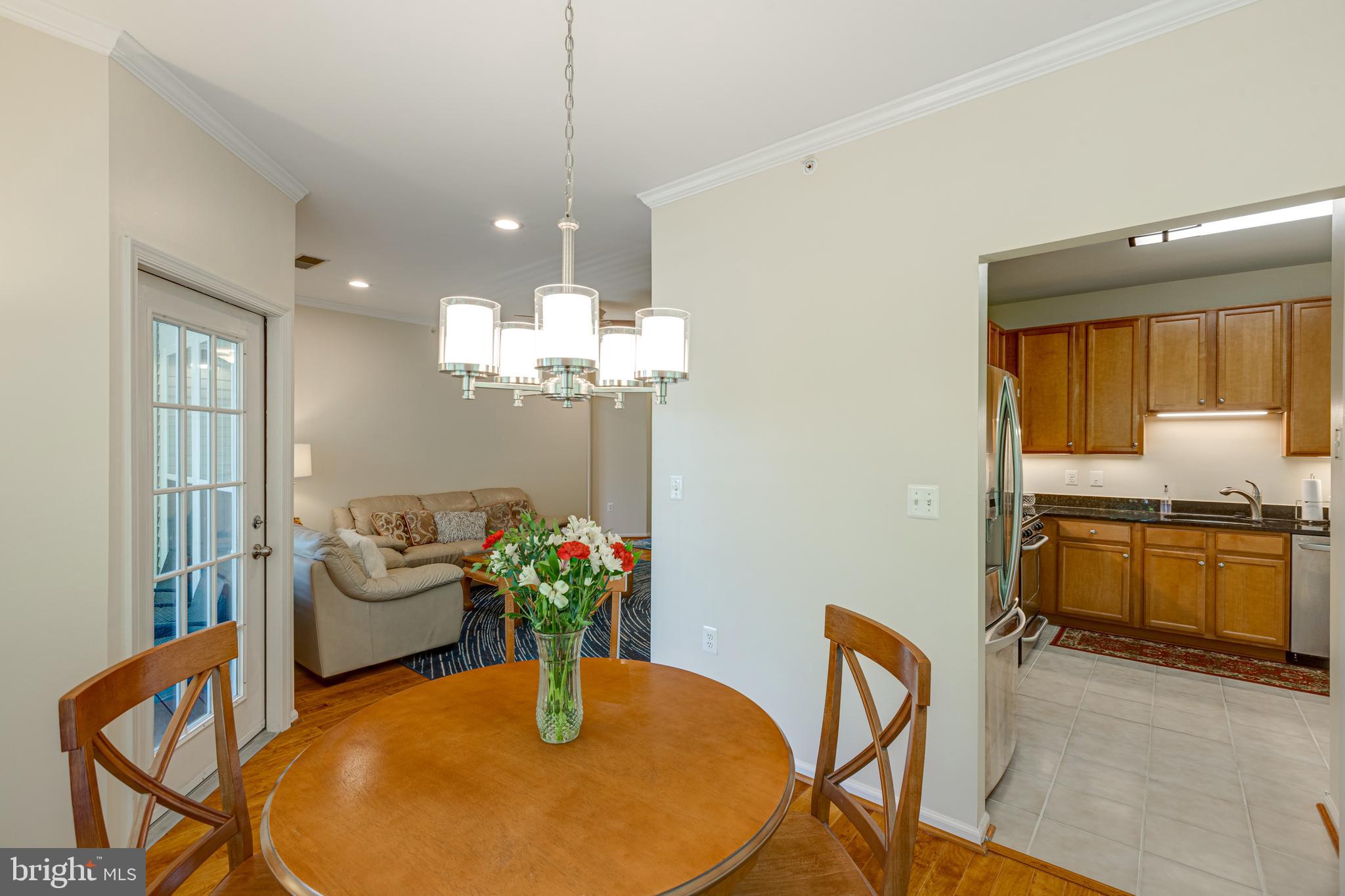 NORTH POINT VILLAS - Residential