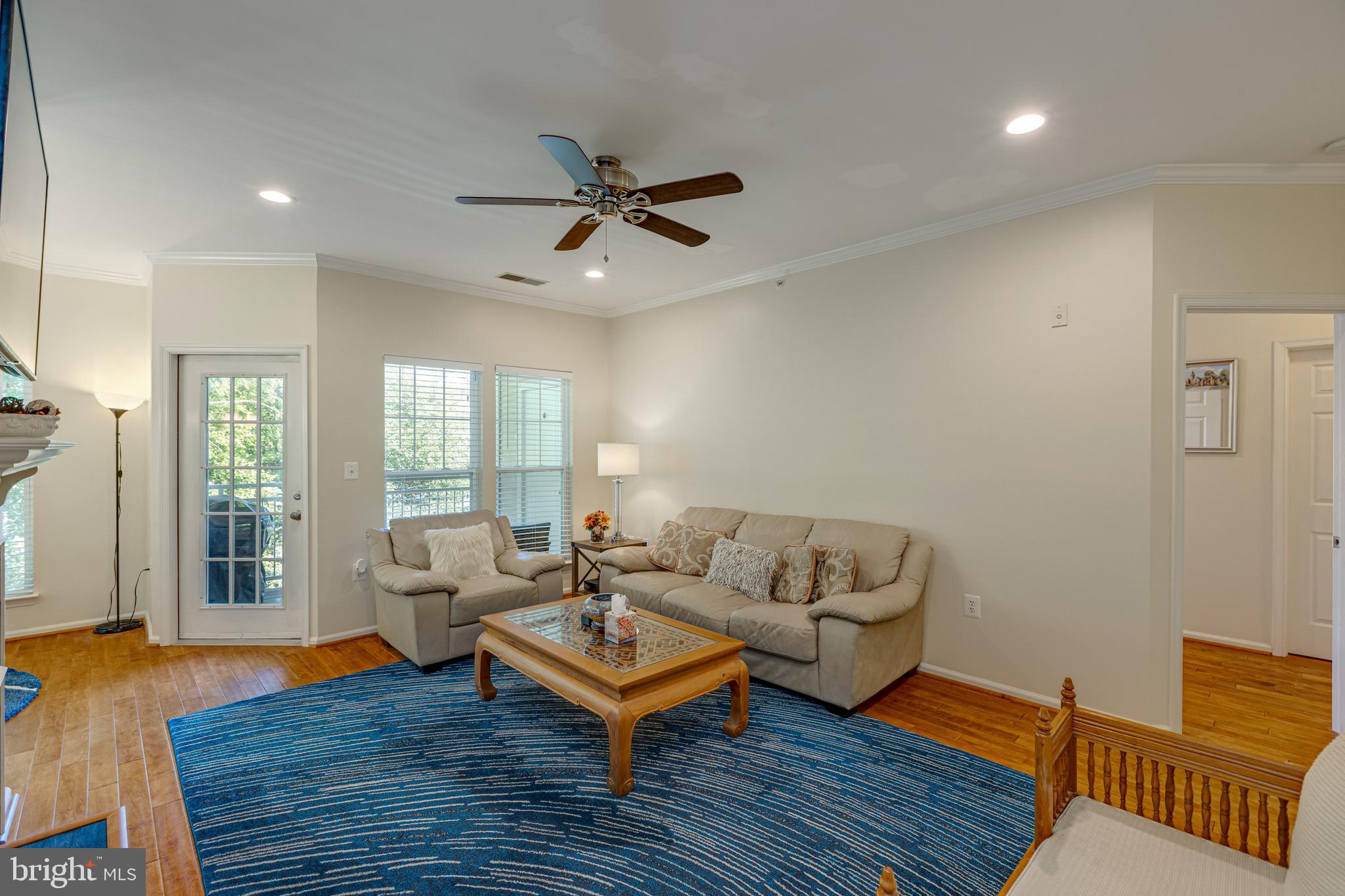 NORTH POINT VILLAS - Residential