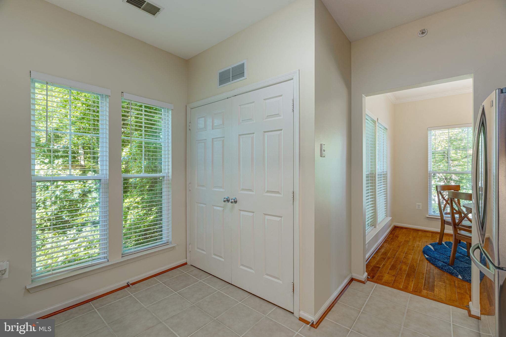 NORTH POINT VILLAS - Residential