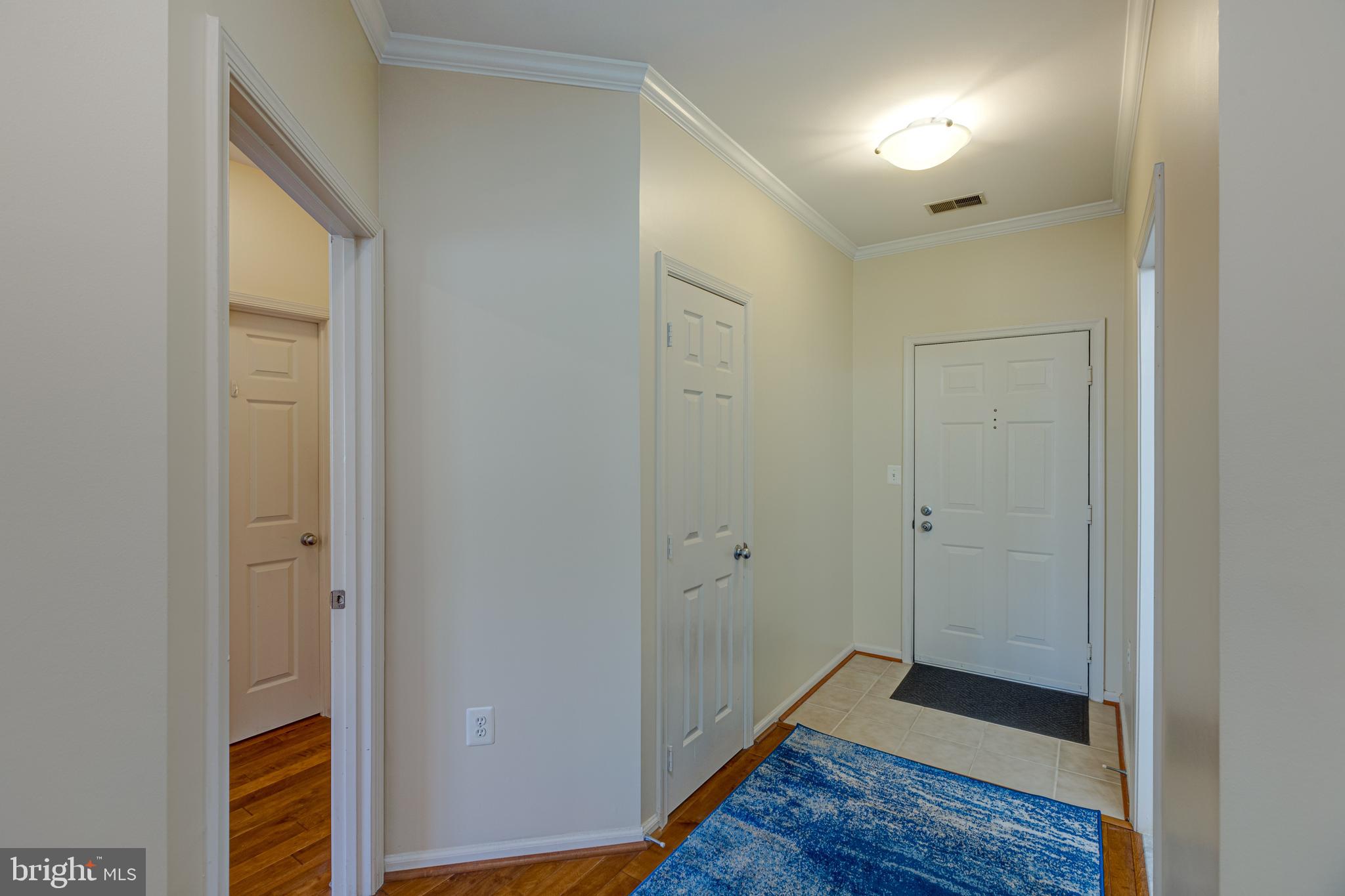 NORTH POINT VILLAS - Residential