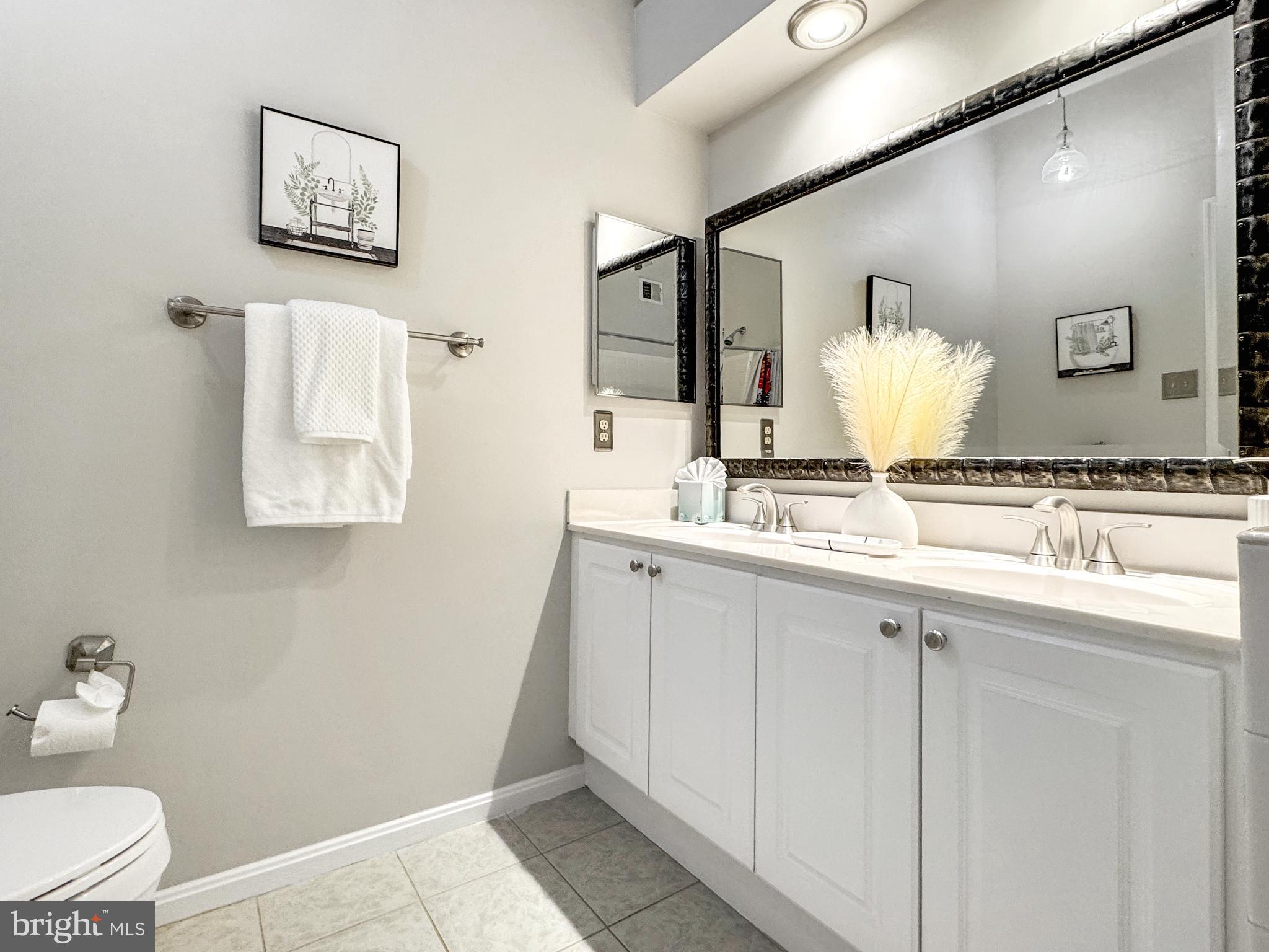 LIFESTYLE AT SULLY STATION - Residential