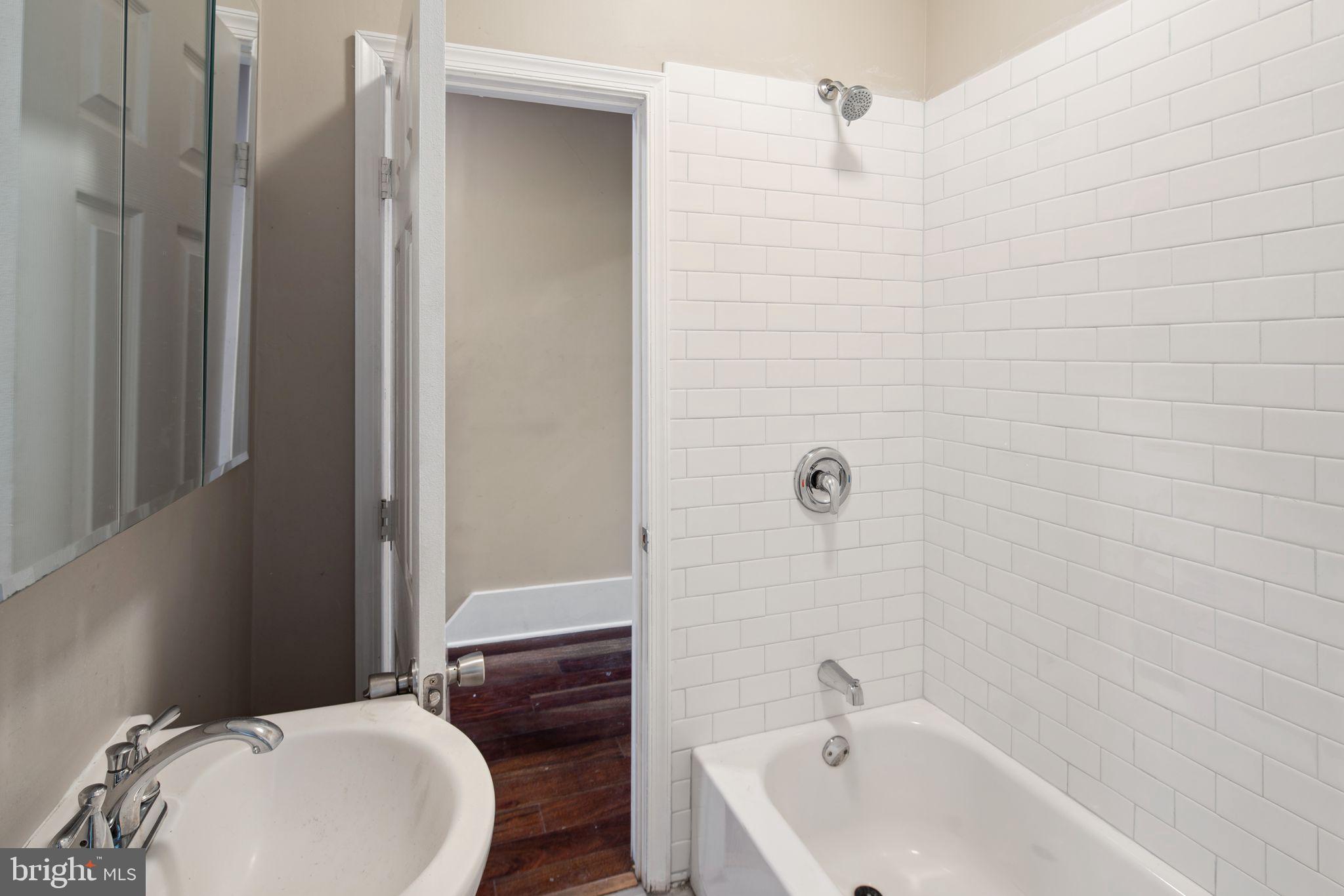 CARROLL PARK - Residential