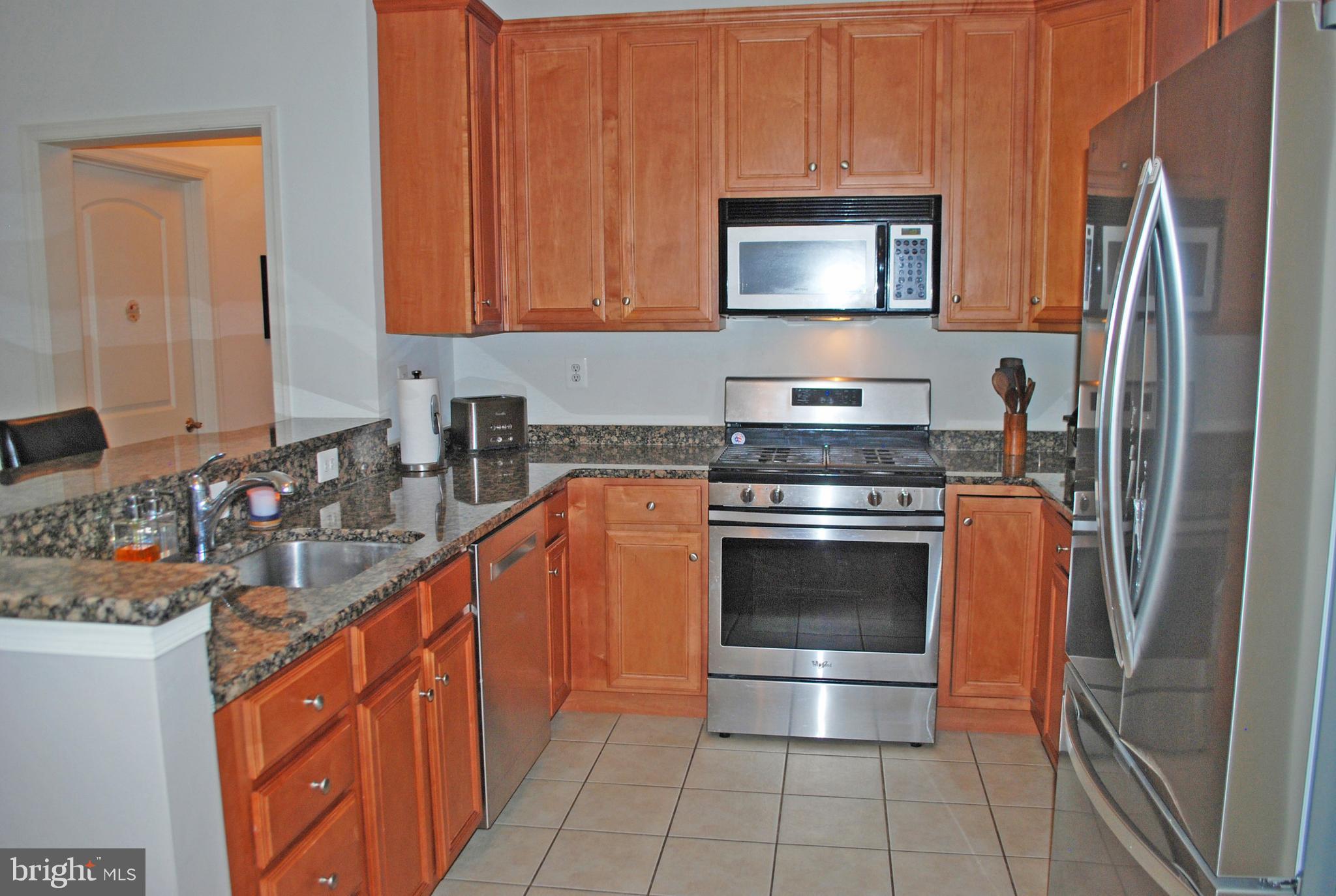 THE HOLLOW AT FOX VA - Residential