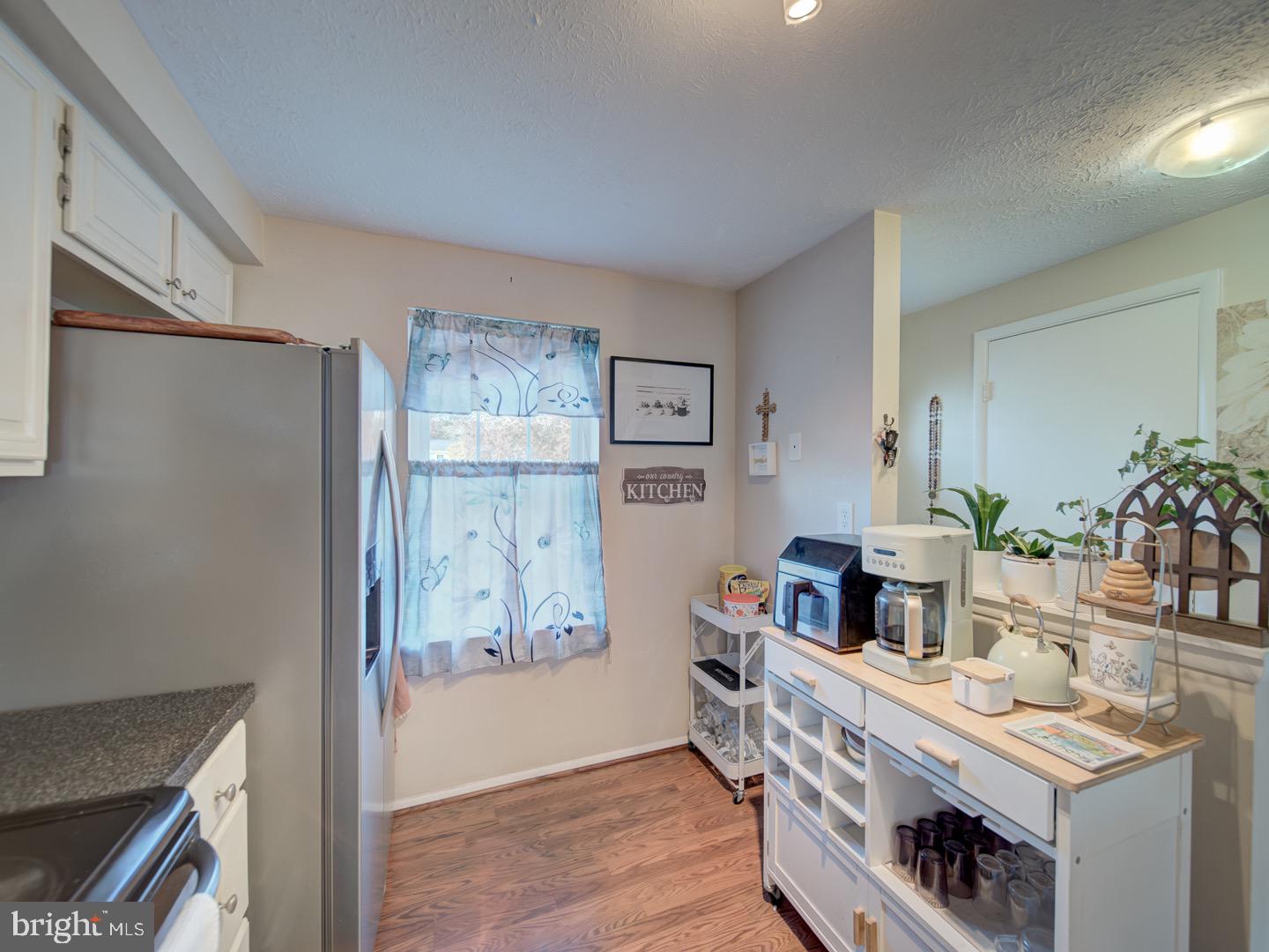 GUNNERS LAKE VILLAGE - Residential