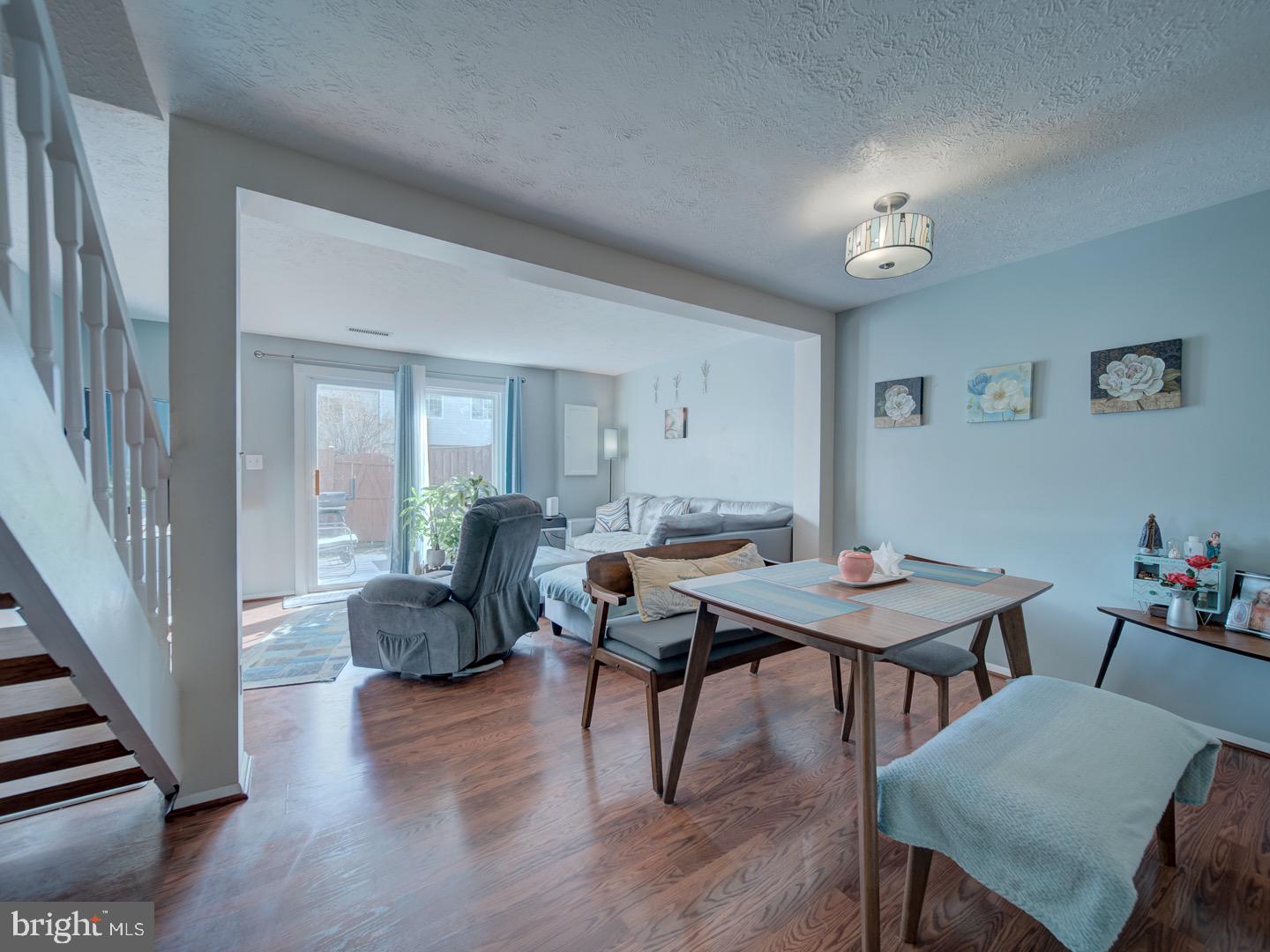 GUNNERS LAKE VILLAGE - Residential