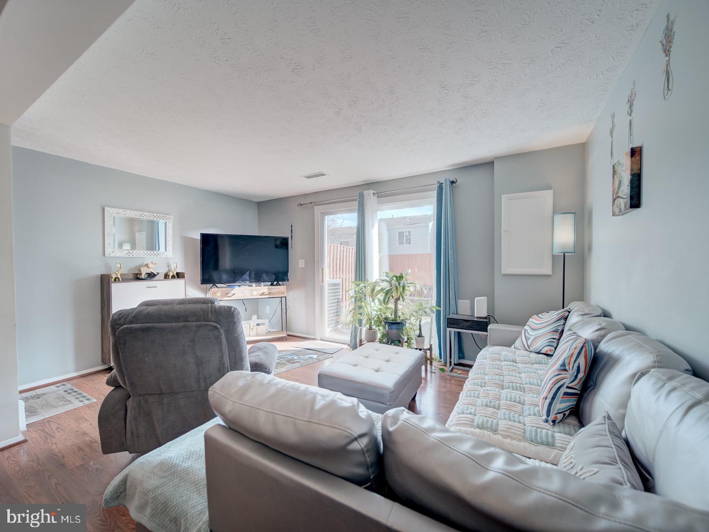 GUNNERS LAKE VILLAGE - Residential