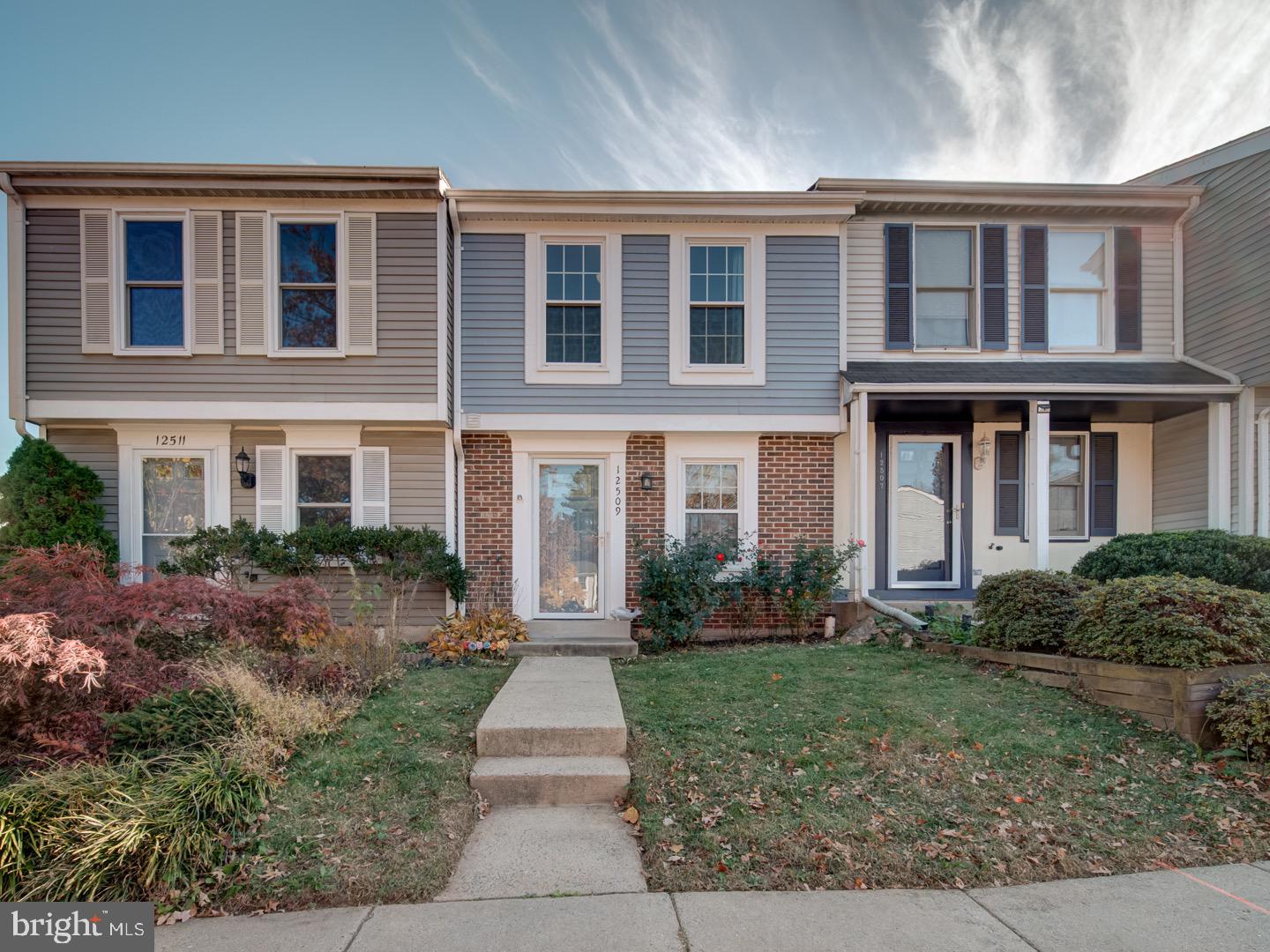 GUNNERS LAKE VILLAGE - Residential