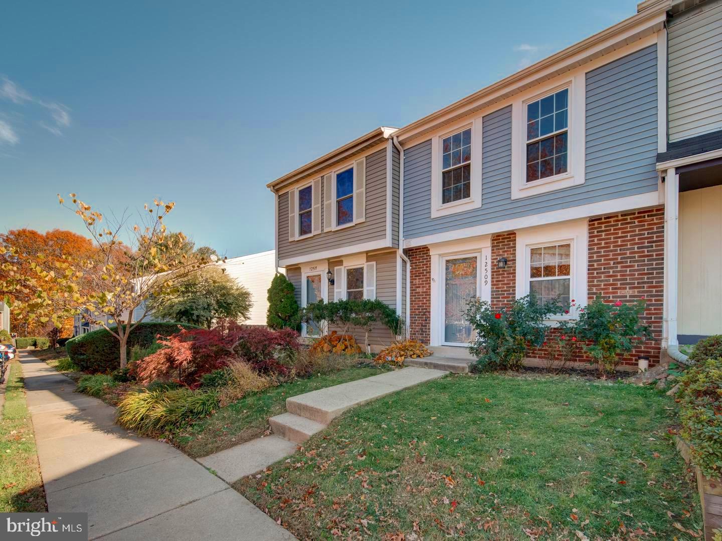 GUNNERS LAKE VILLAGE - Residential