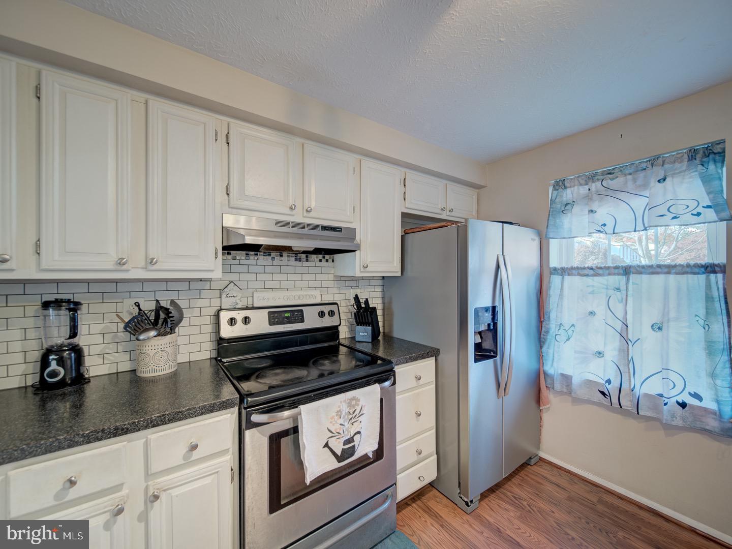 GUNNERS LAKE VILLAGE - Residential