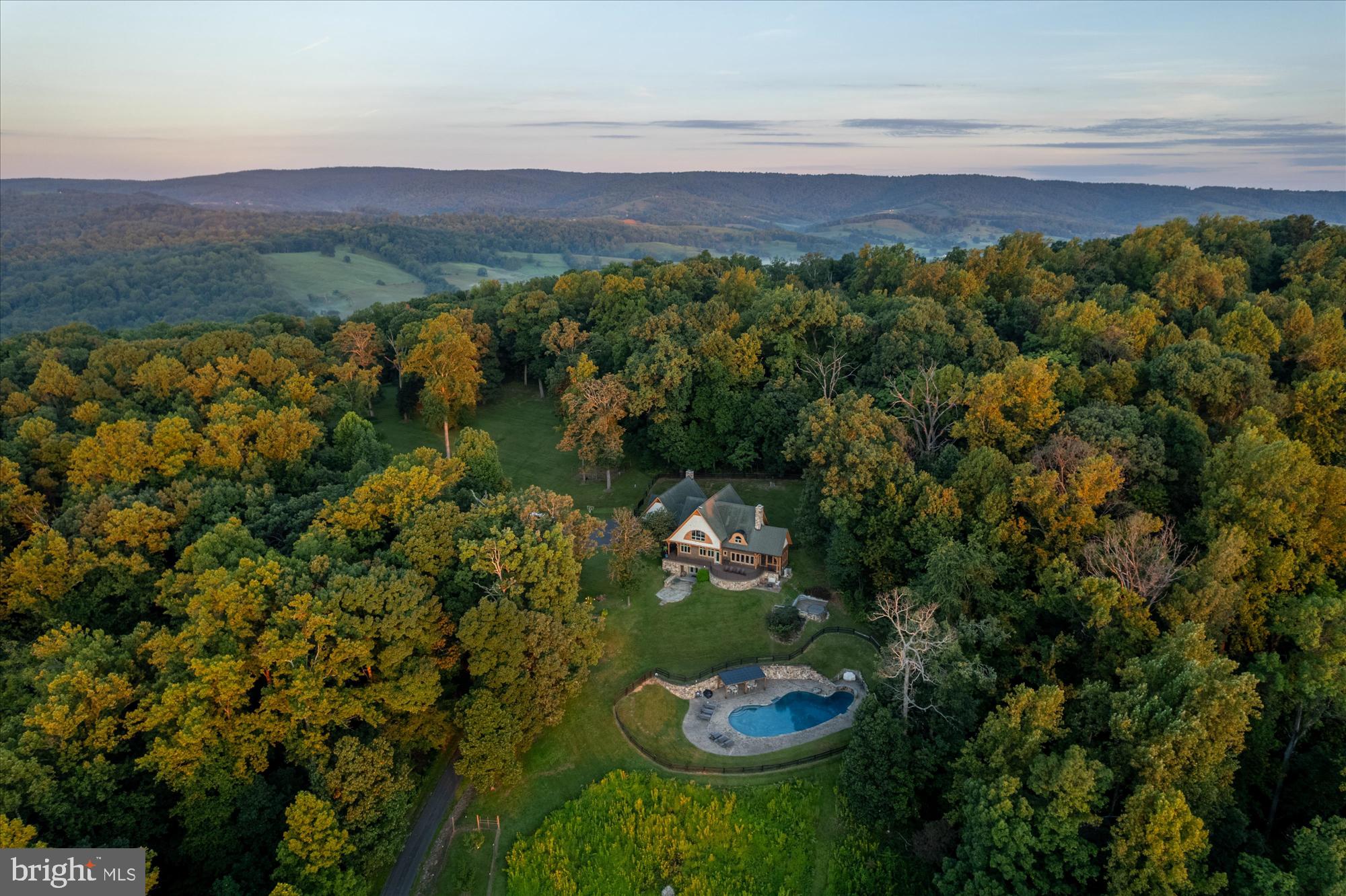 10210 POSSUM HOLLOW DRIVE