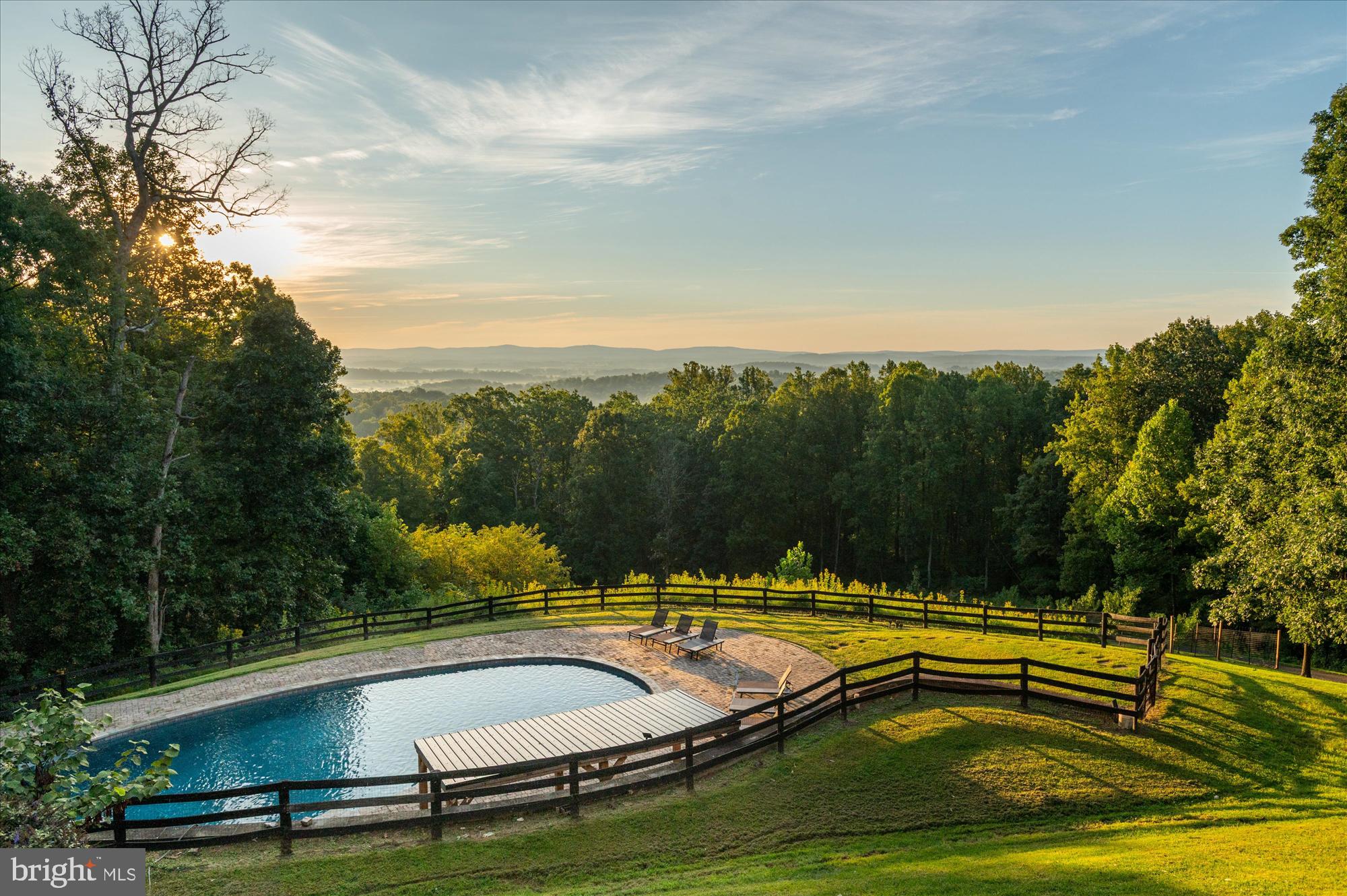 10210 POSSUM HOLLOW DRIVE