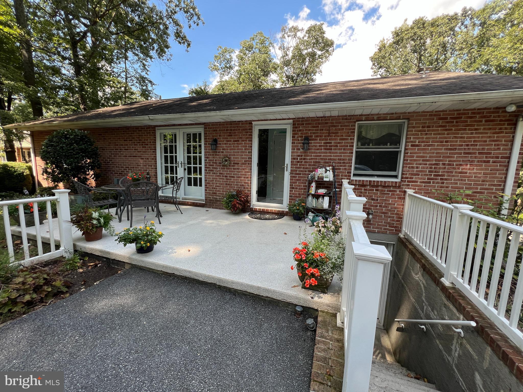 3633 SOUTHSIDE AVENUE