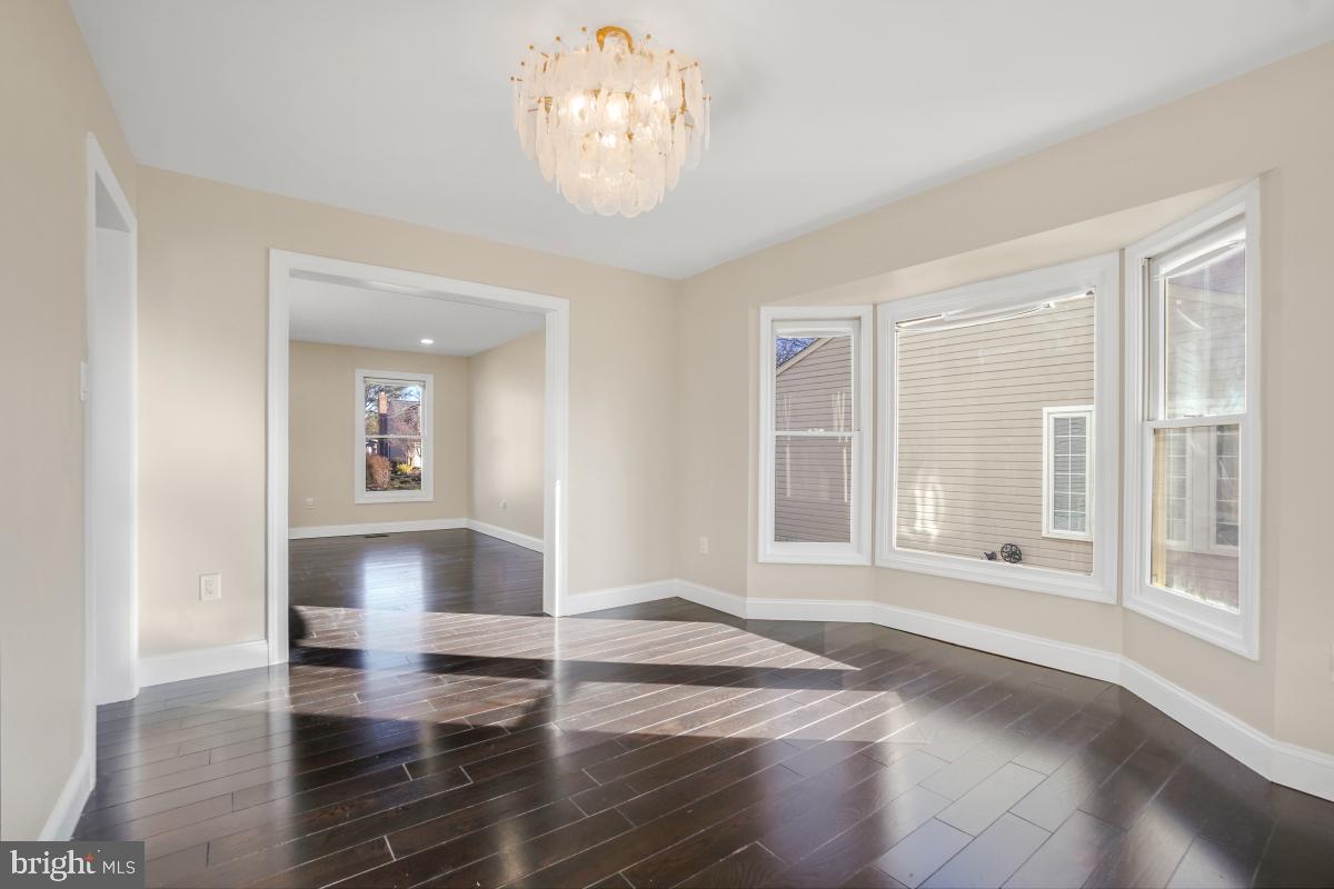 COLLINGTON STATION - Residential