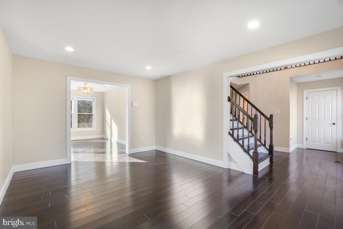 COLLINGTON STATION - Residential