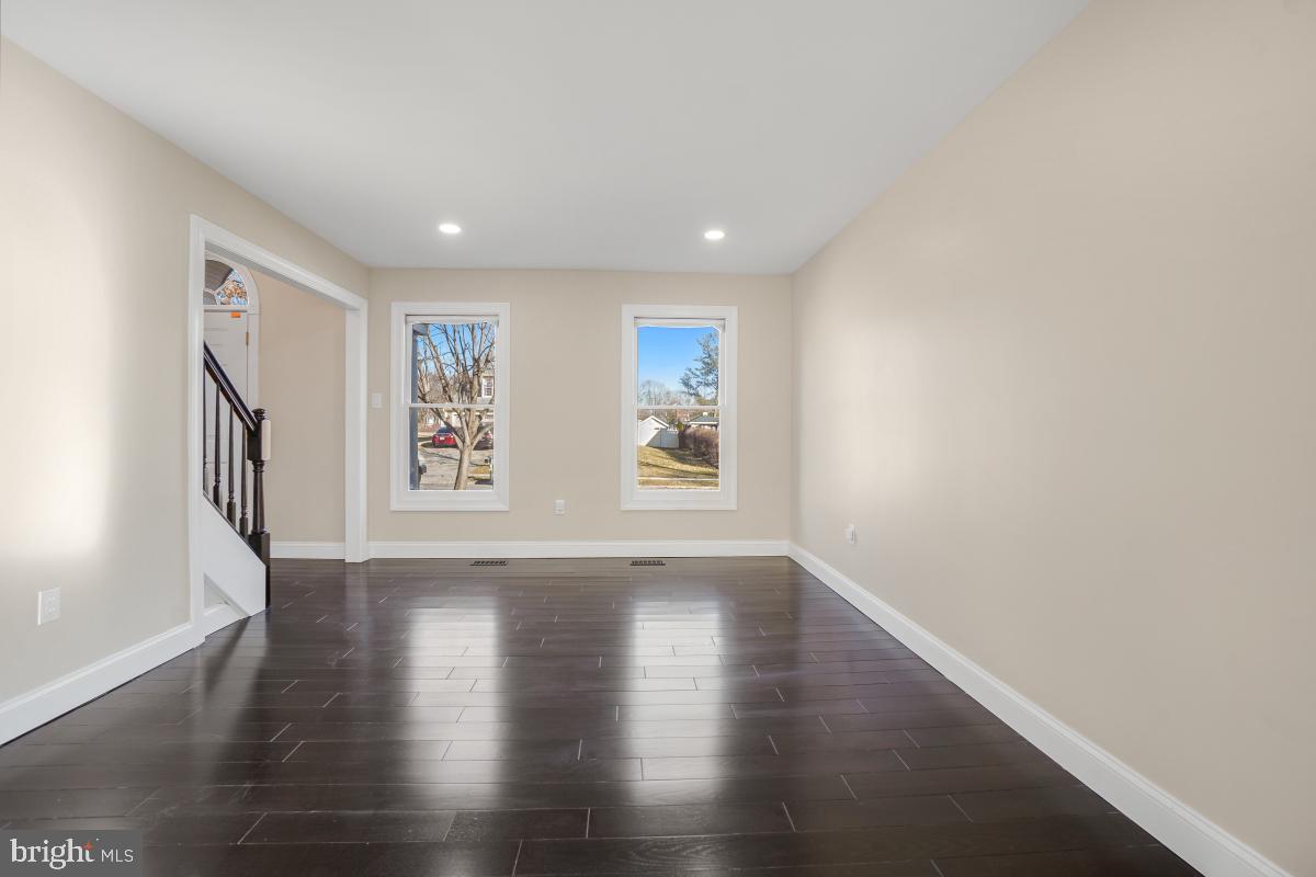 COLLINGTON STATION - Residential