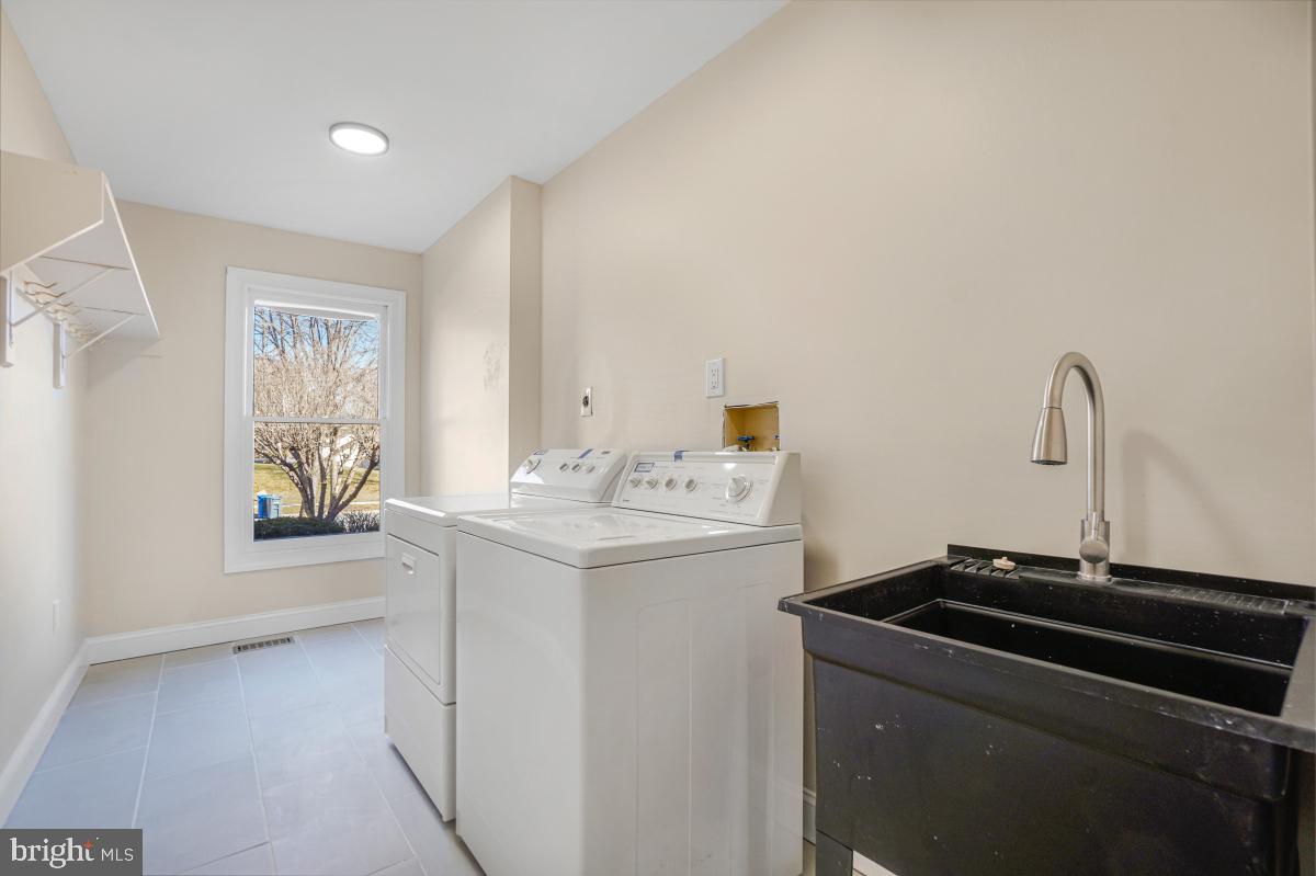 COLLINGTON STATION - Residential